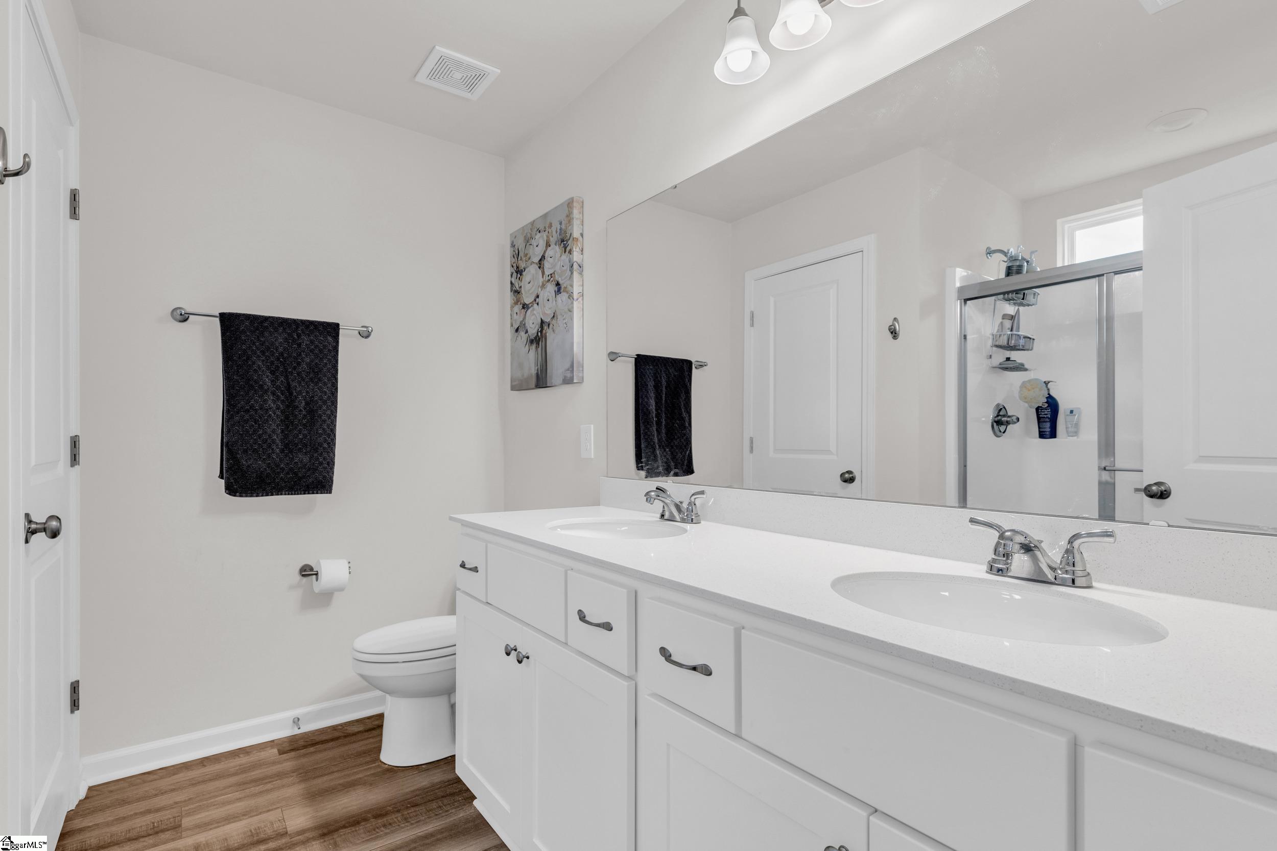 116 W Compass Way Easley, SC 29640