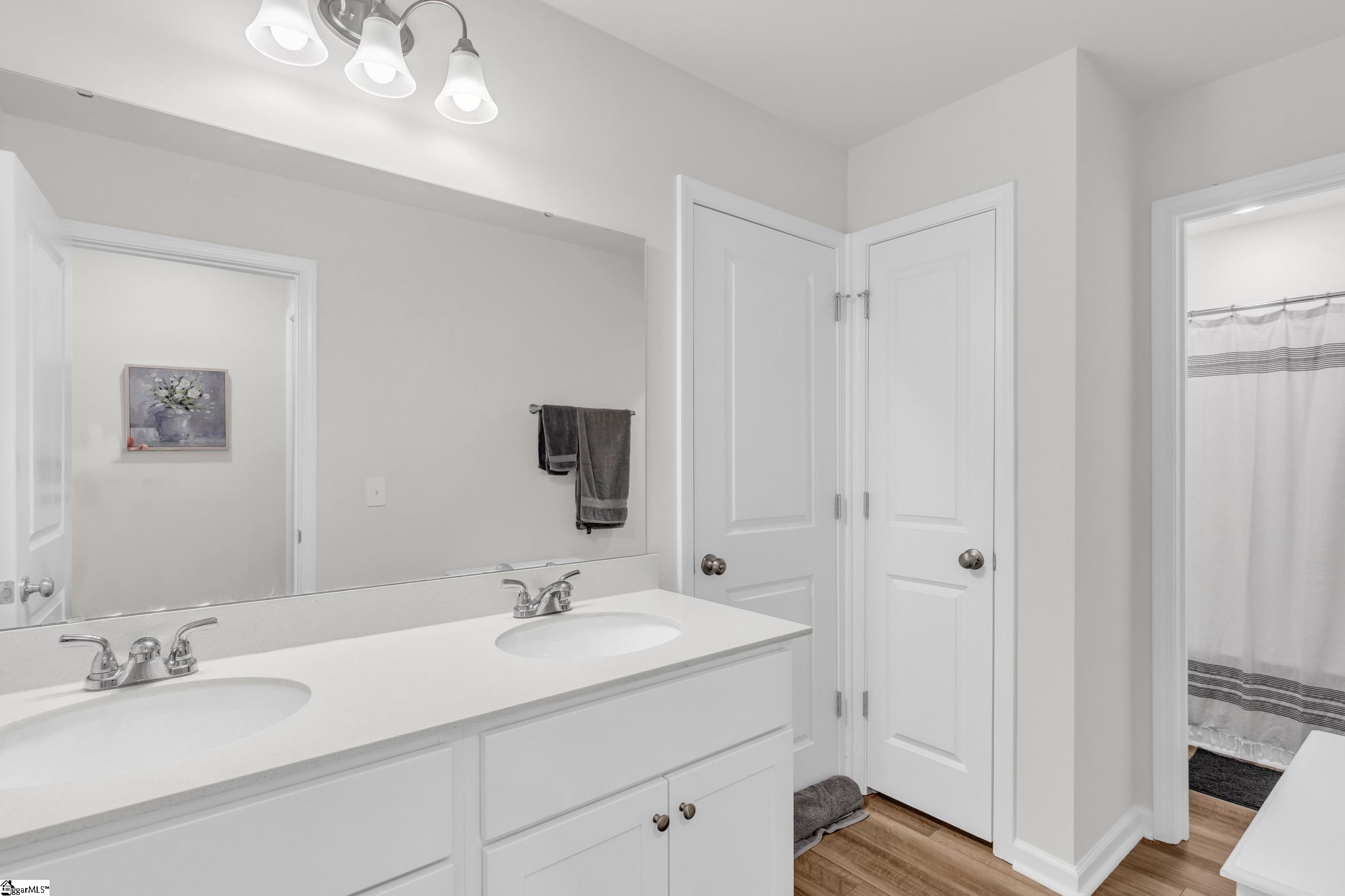 116 W Compass Way Easley, SC 29640