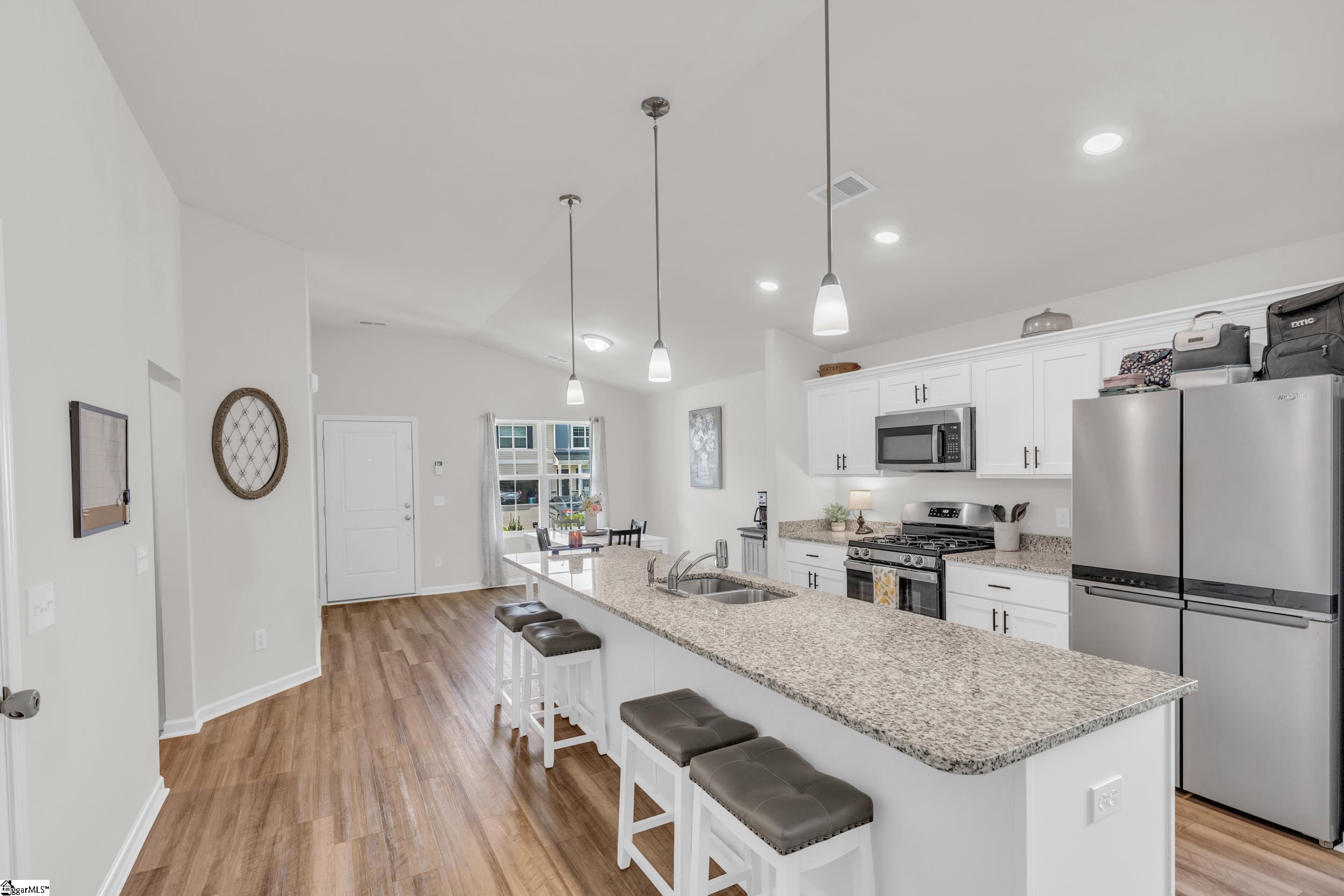 116 W Compass Way Easley, SC 29640