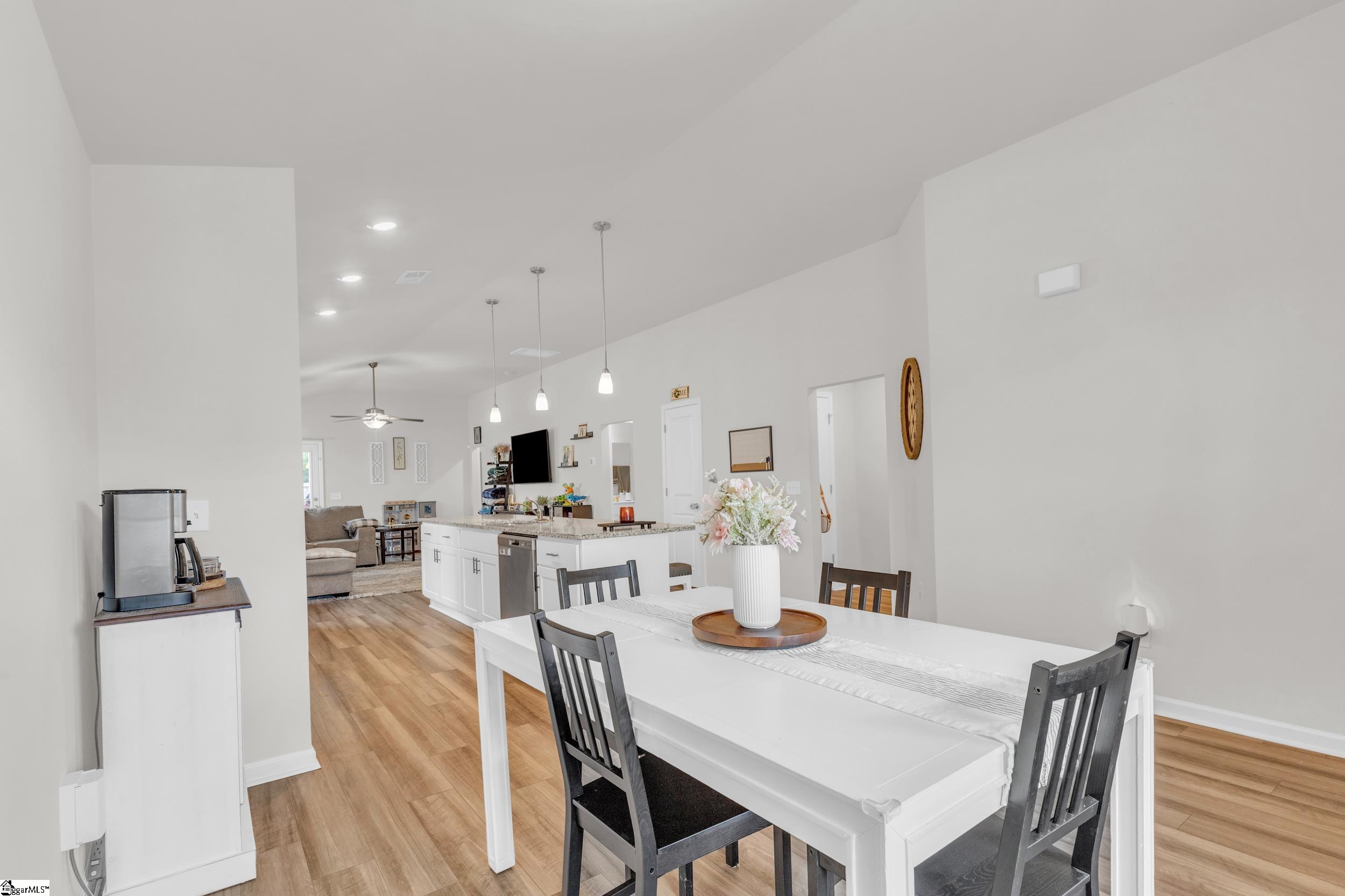 116 W Compass Way Easley, SC 29640