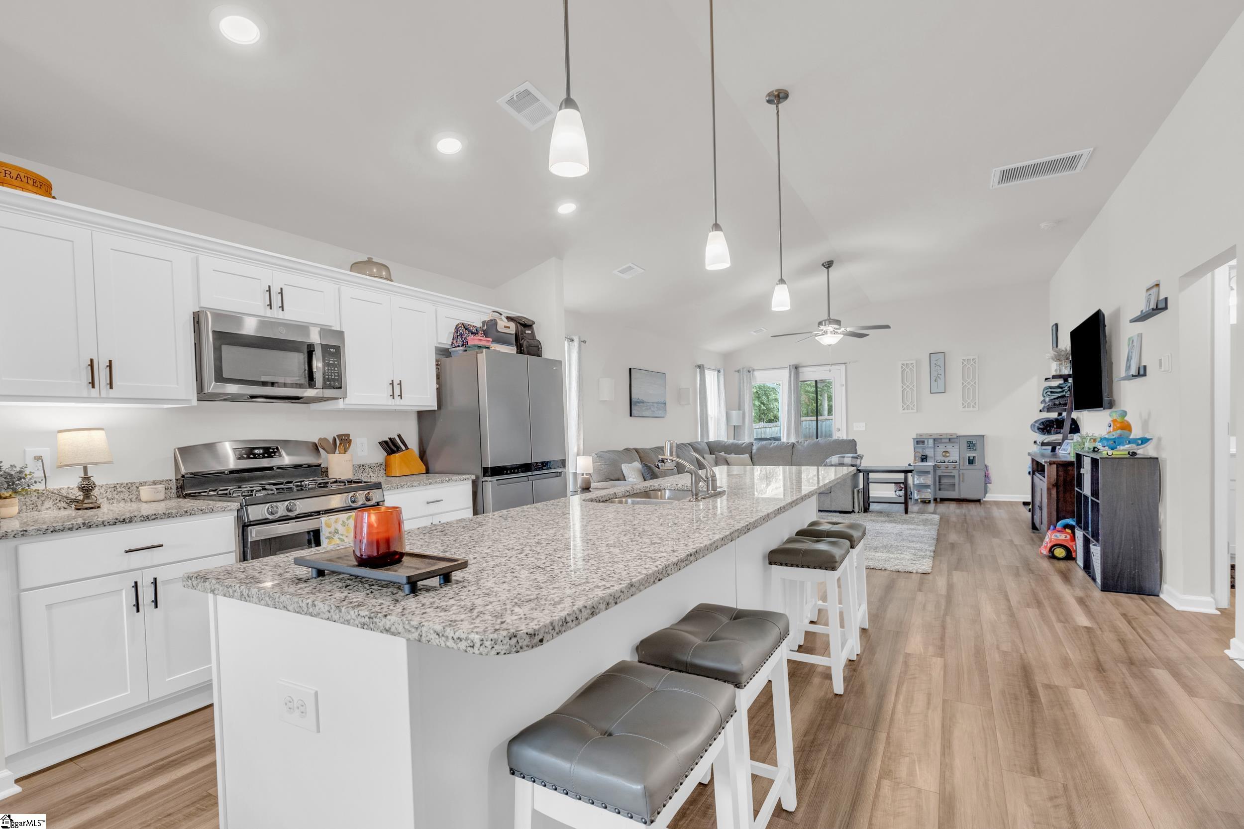 116 W Compass Way Easley, SC 29640