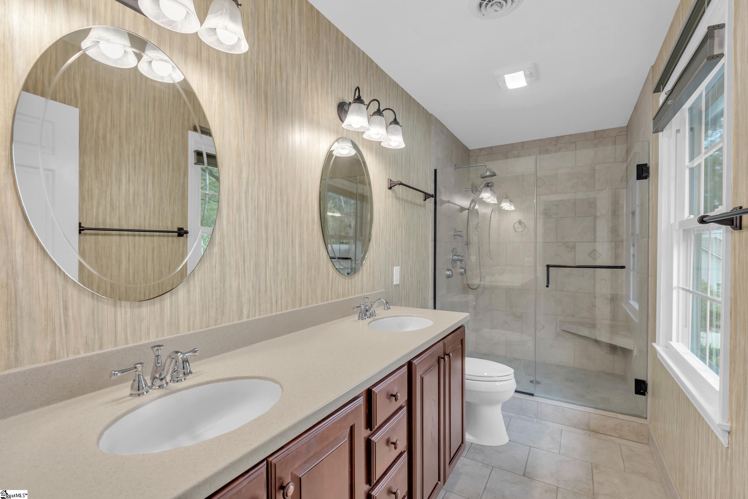 109 Red Oak Court Simpsonville, SC 29681