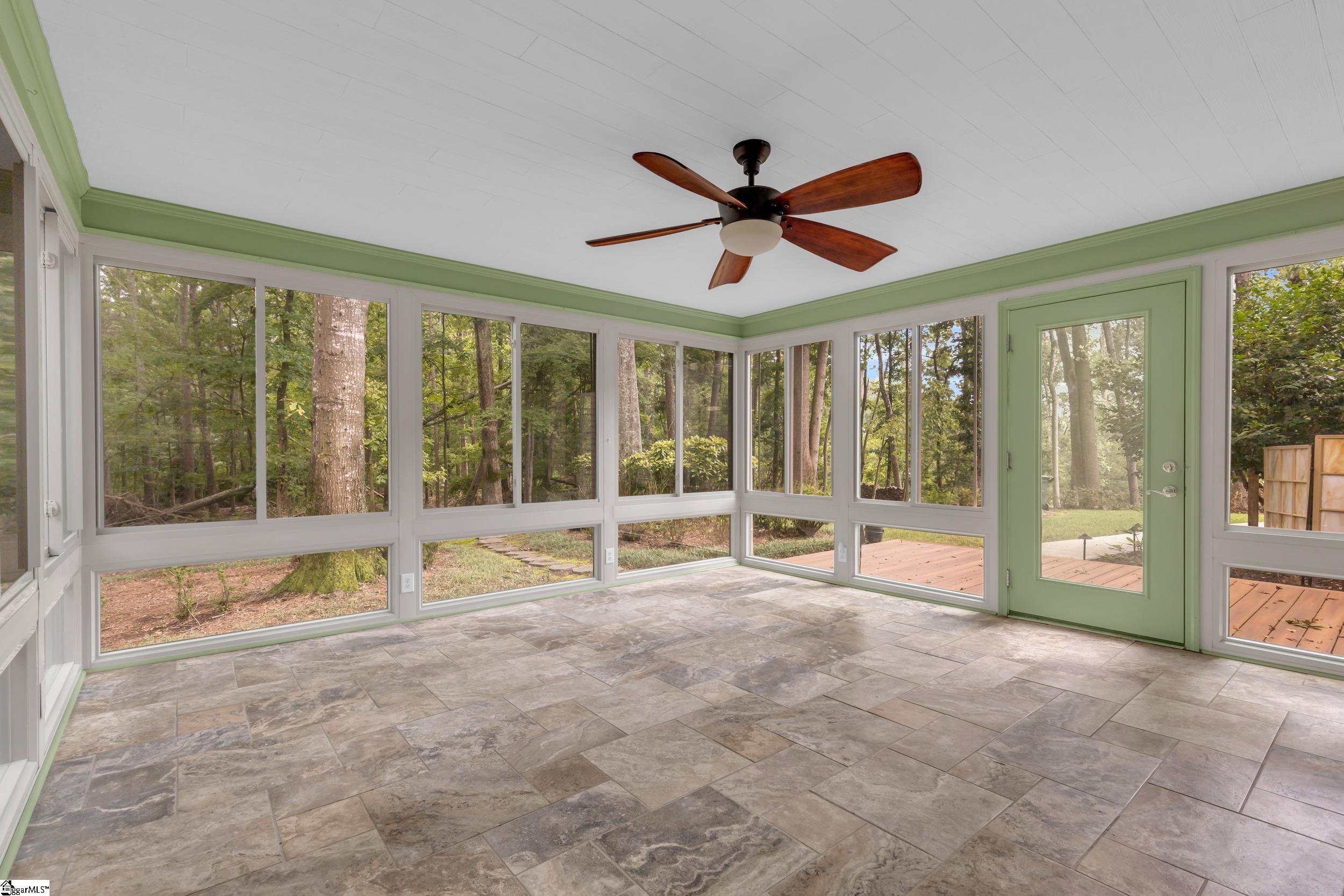 109 Red Oak Court Simpsonville, SC 29681