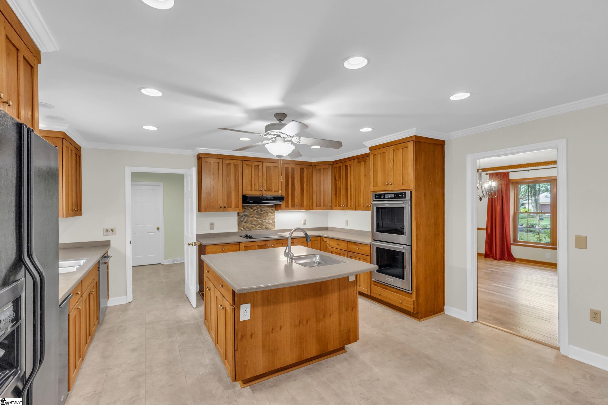 109 Red Oak Court Simpsonville, SC 29681
