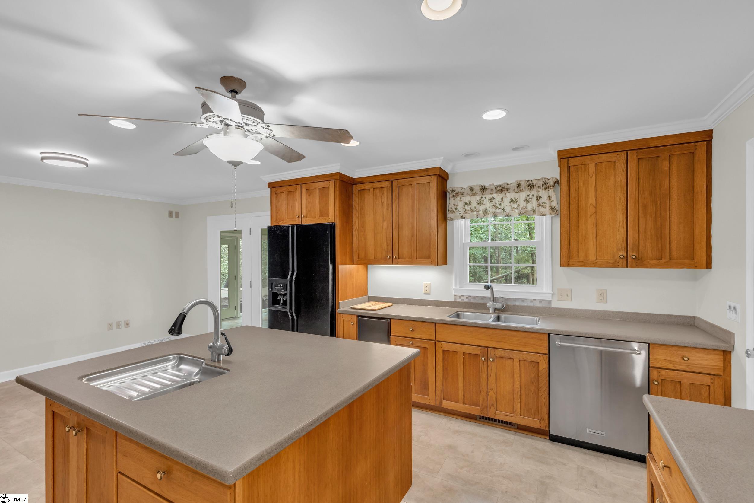 109 Red Oak Court Simpsonville, SC 29681