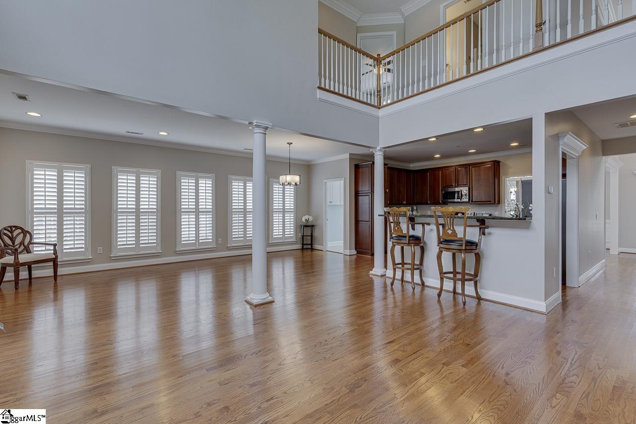 6 Pond Bluff Lane Greenville, SC 29607