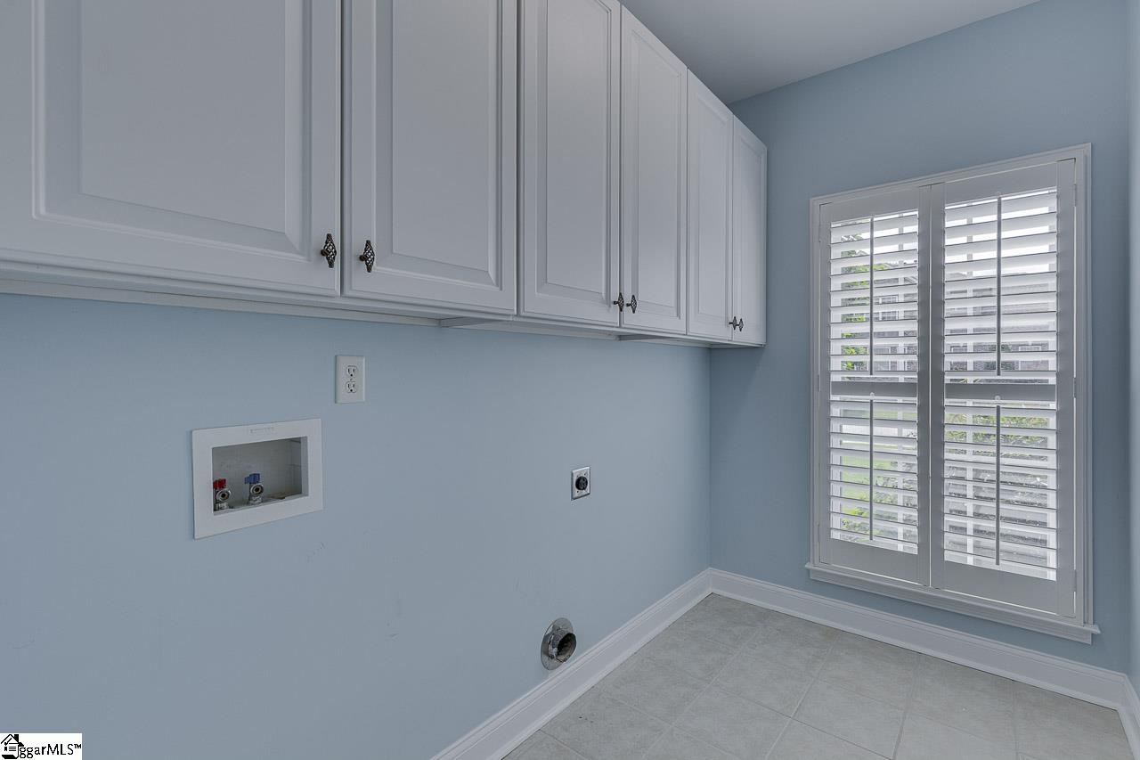 6 Pond Bluff Lane Greenville, SC 29607