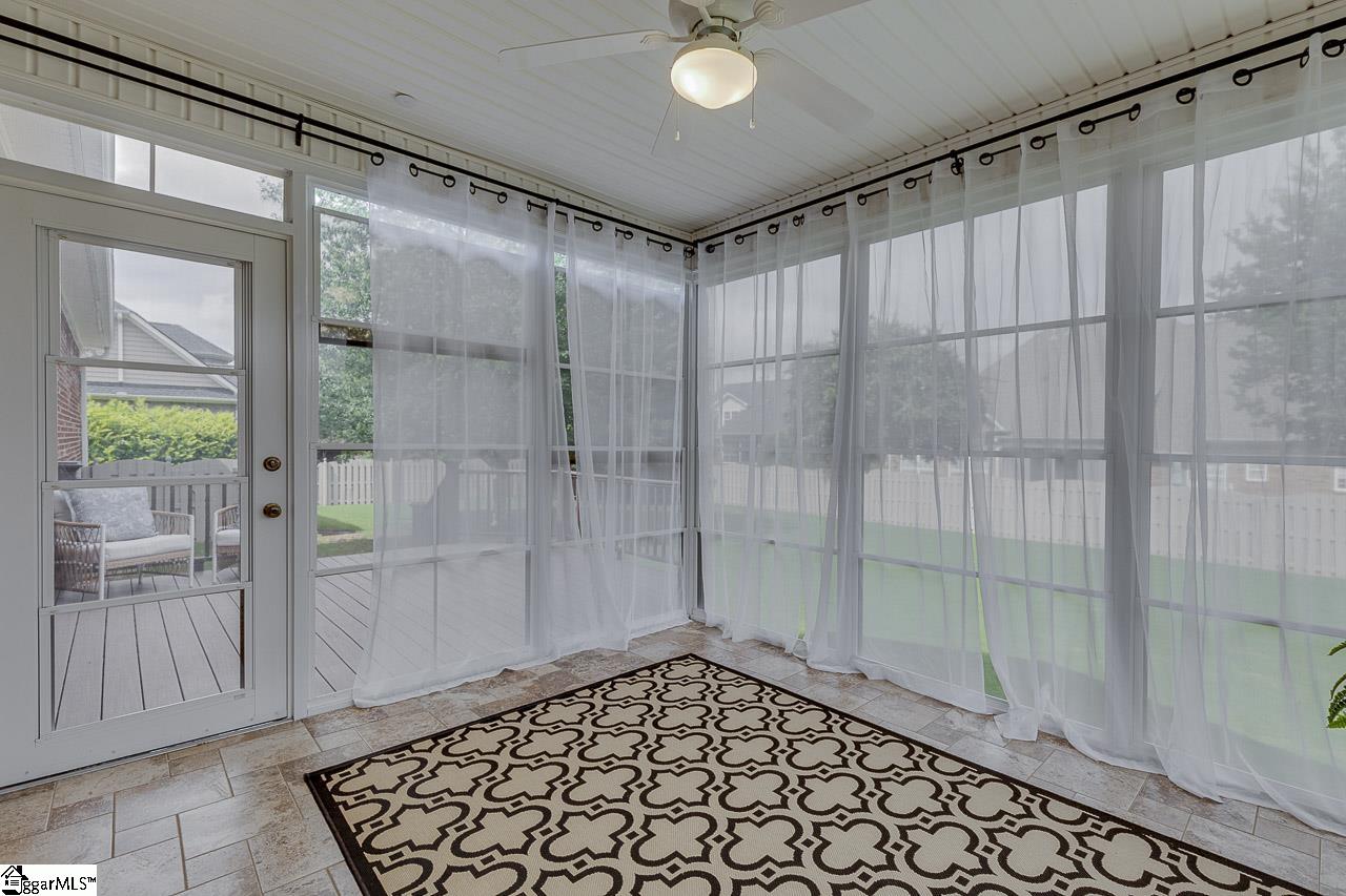 6 Pond Bluff Lane Greenville, SC 29607