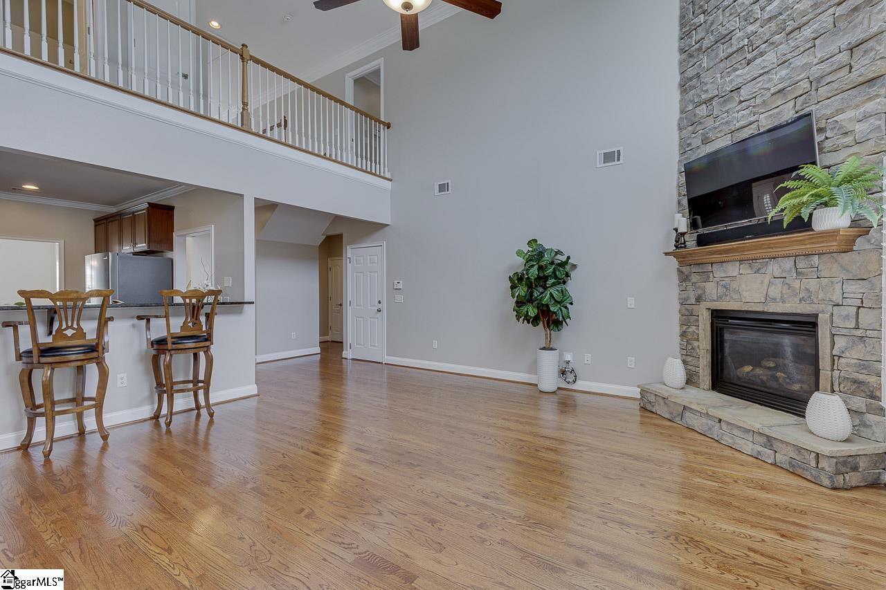 6 Pond Bluff Lane Greenville, SC 29607