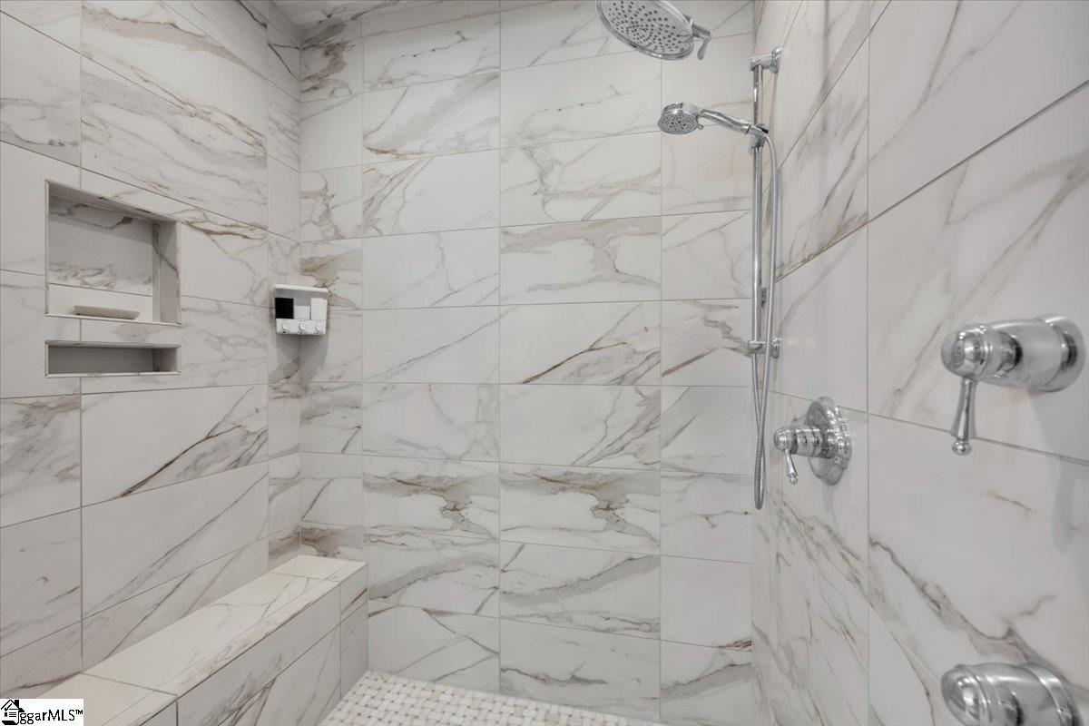310 Tanoak Court Simpsonville, SC 29681