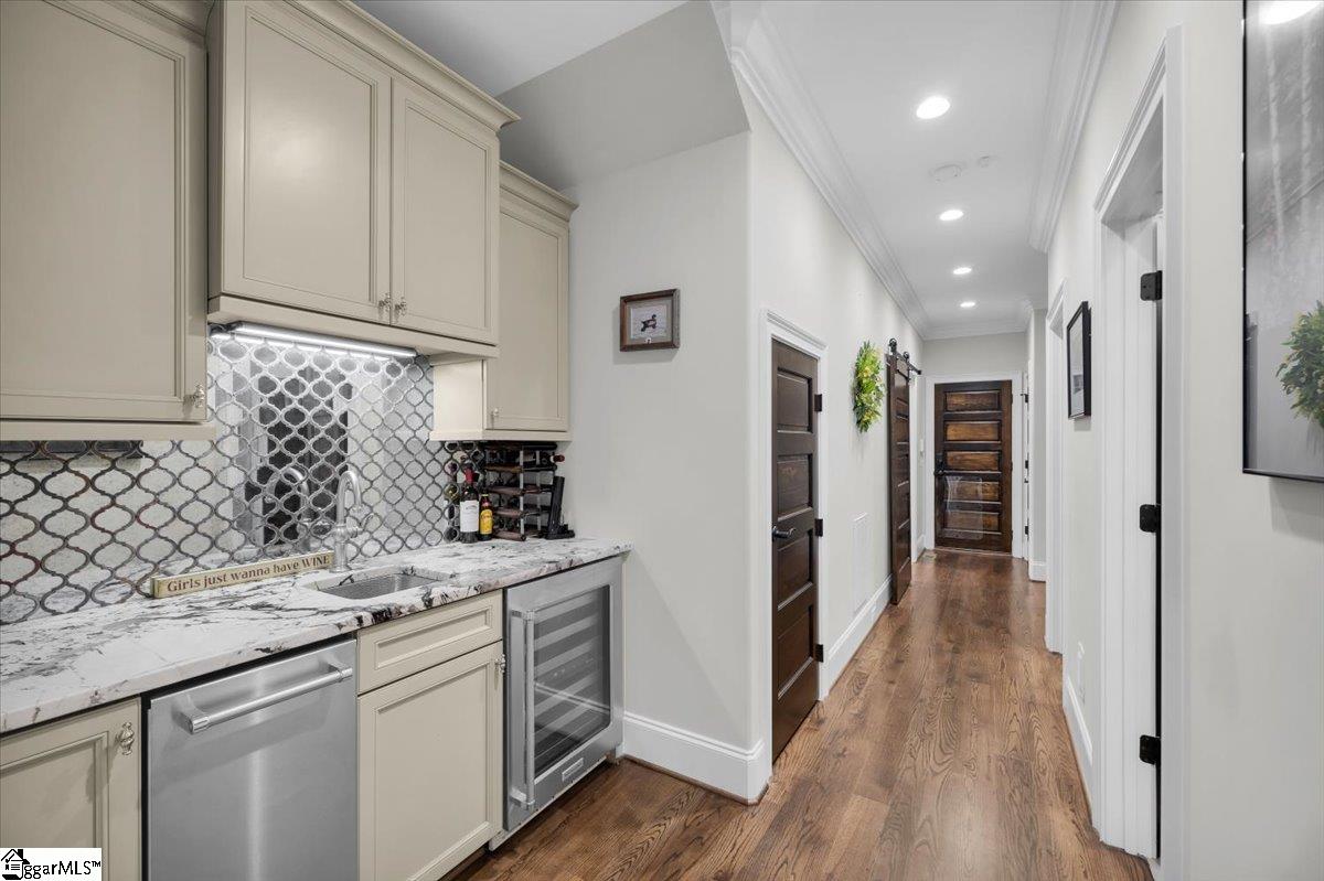 310 Tanoak Court Simpsonville, SC 29681