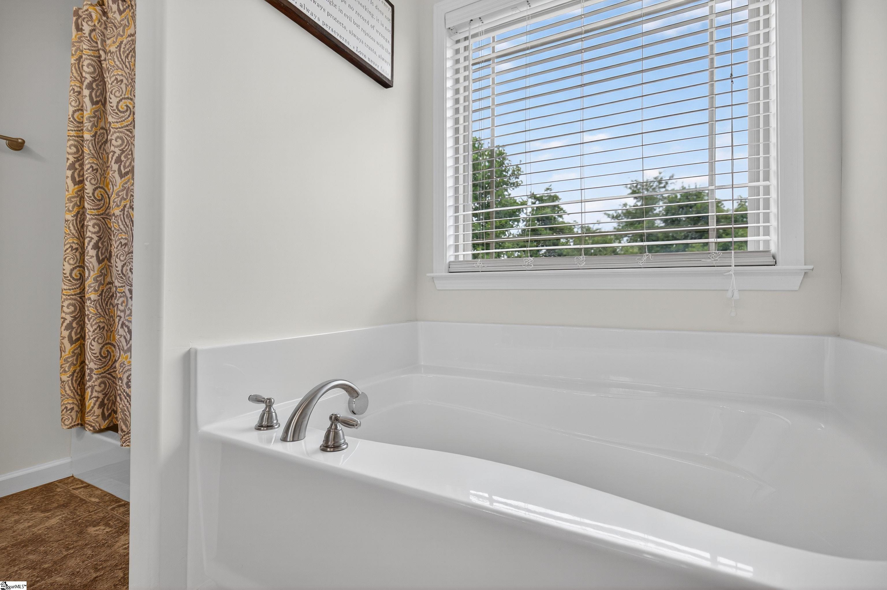 23 Hidden Springs Lane Taylors, SC 29687