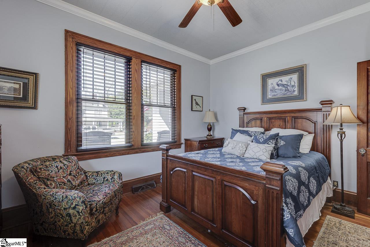 402 Brown Avenue Belton, SC 29627