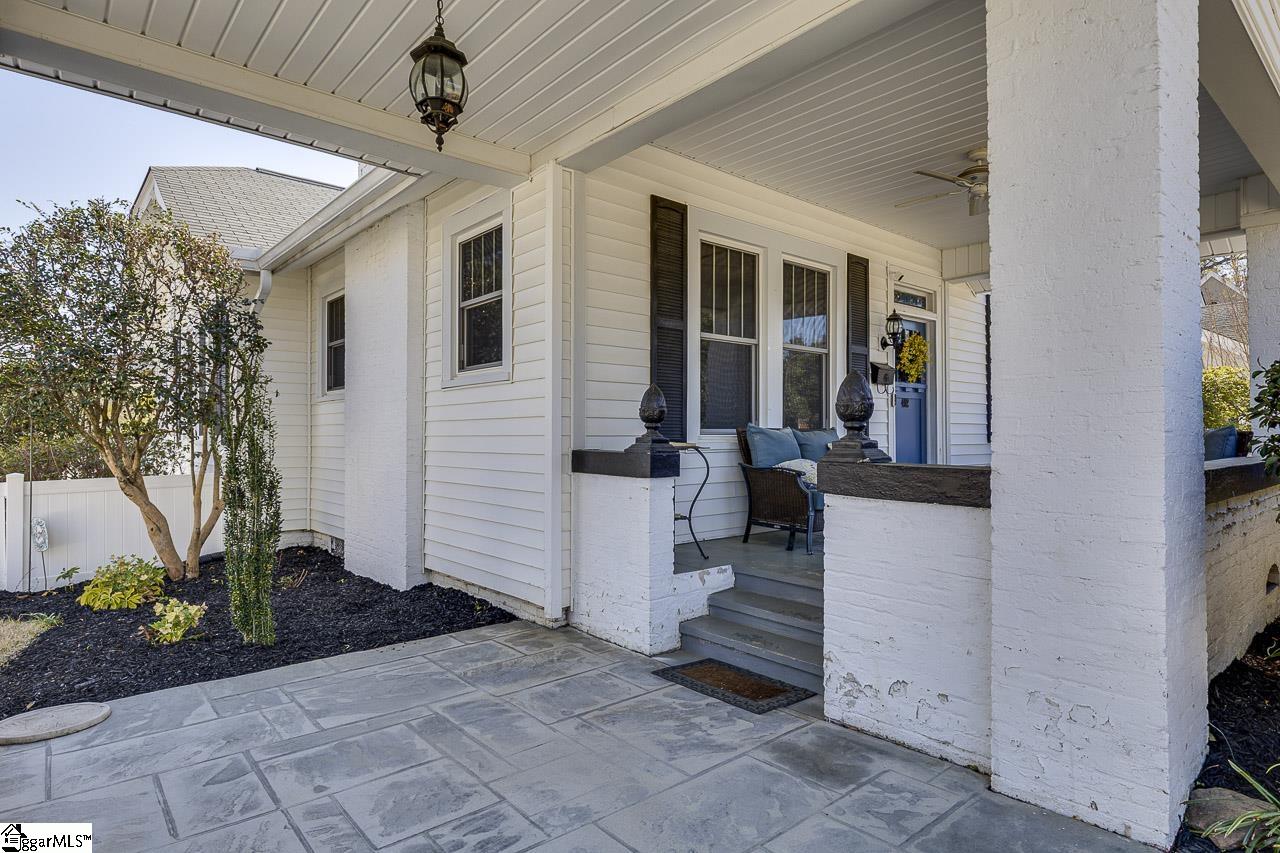 402 Brown Avenue Belton, SC 29627