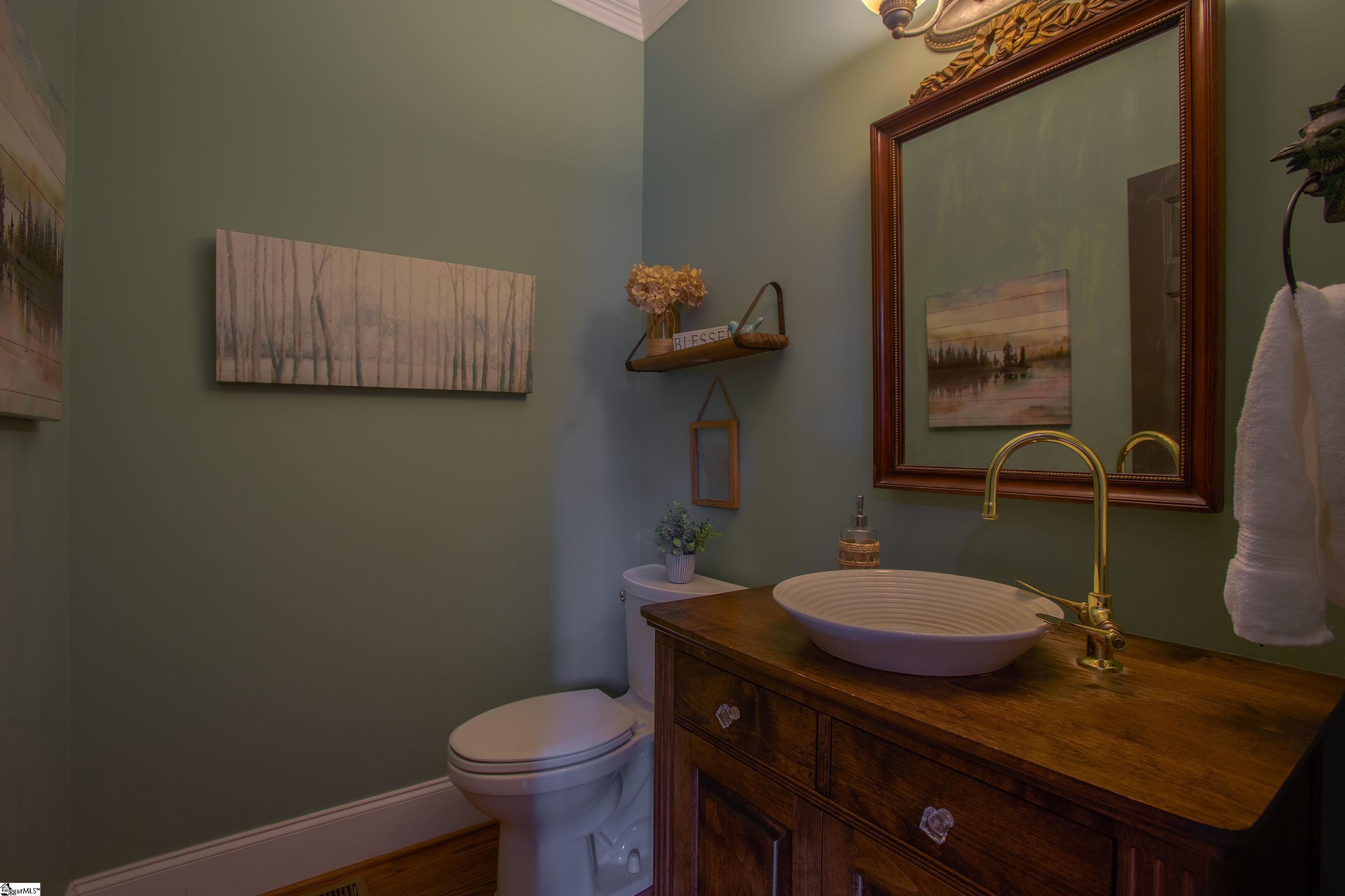 321 W Earle Street Greenville, SC 29609