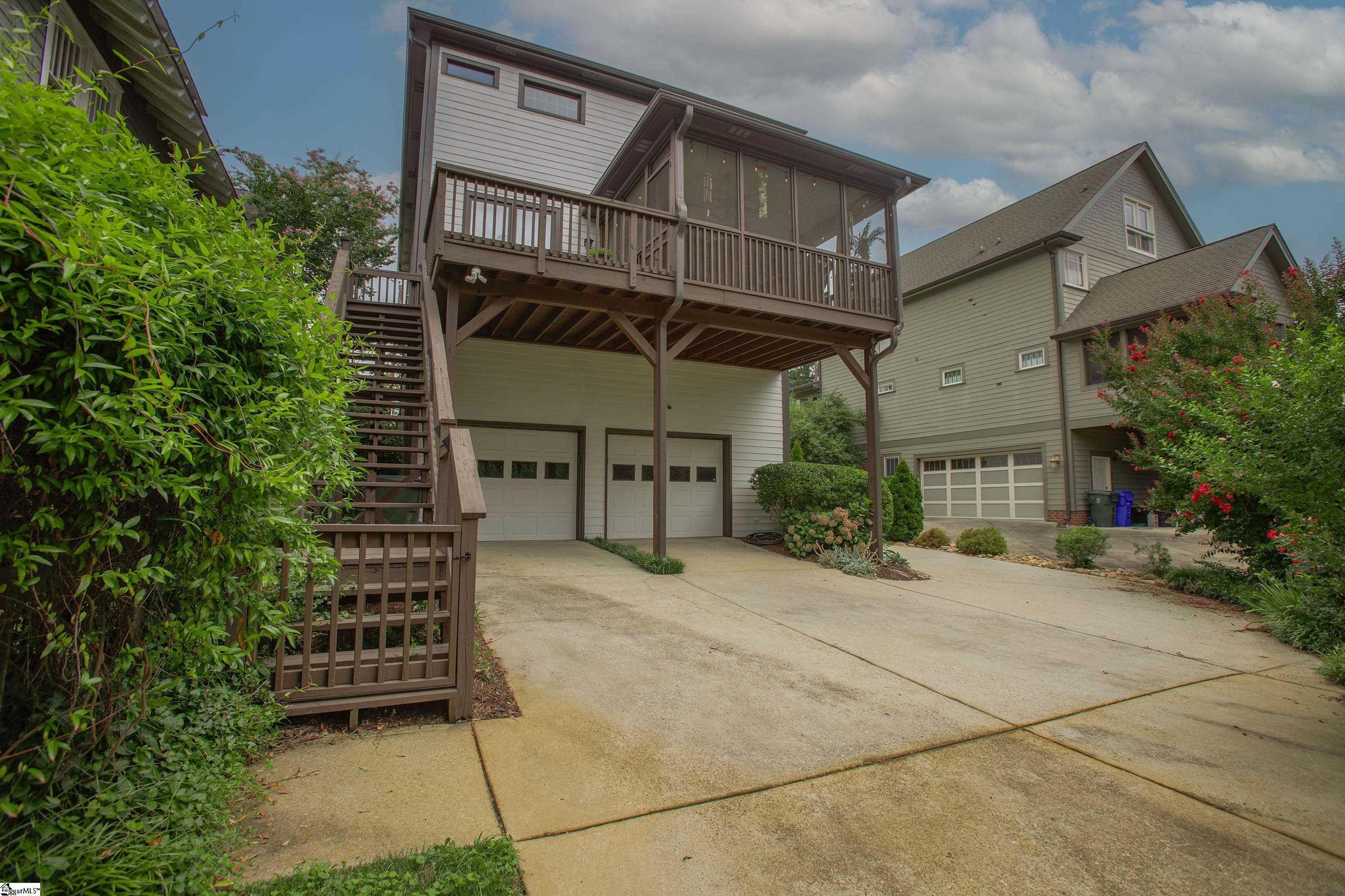 321 W Earle Street Greenville, SC 29609