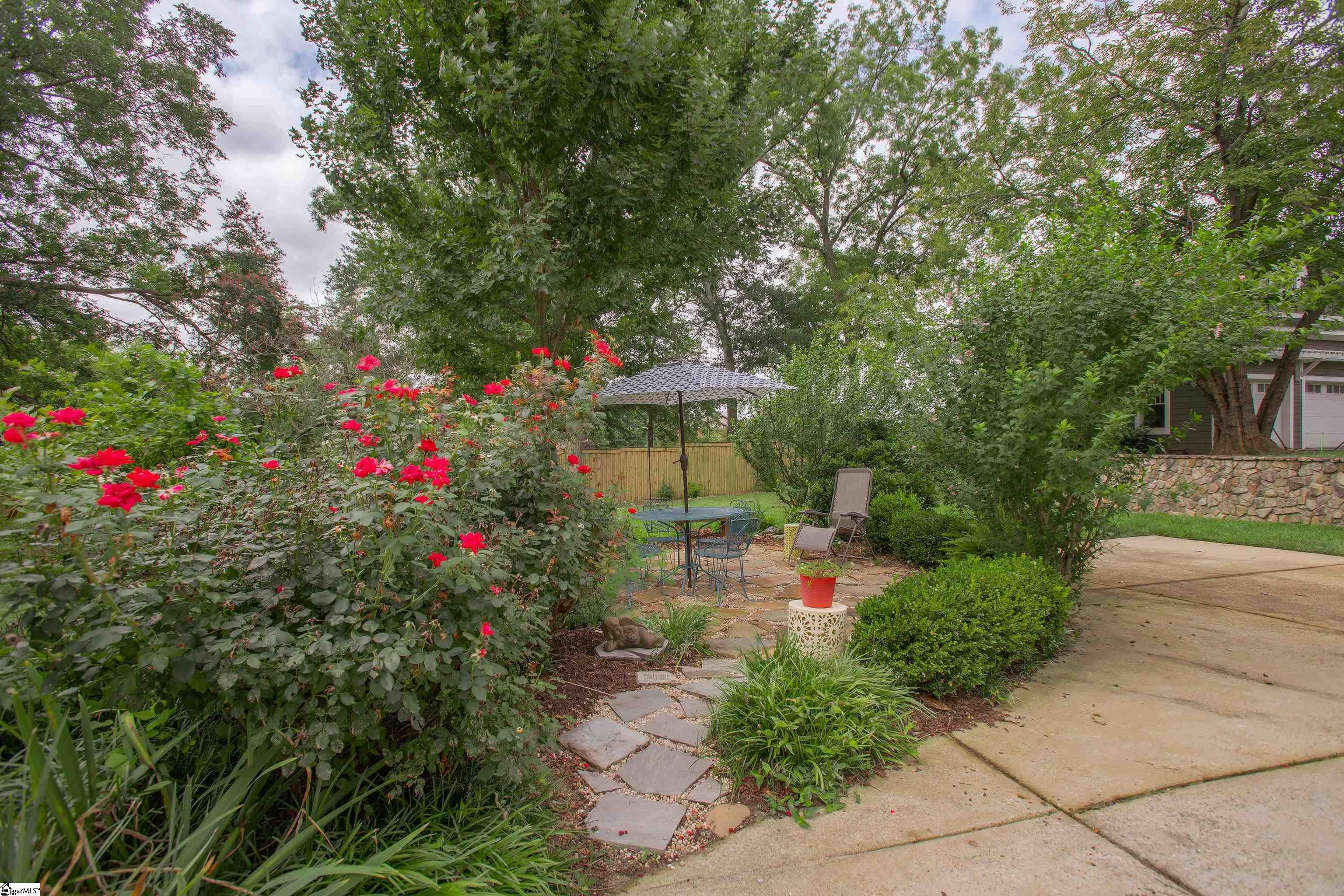 321 W Earle Street Greenville, SC 29609