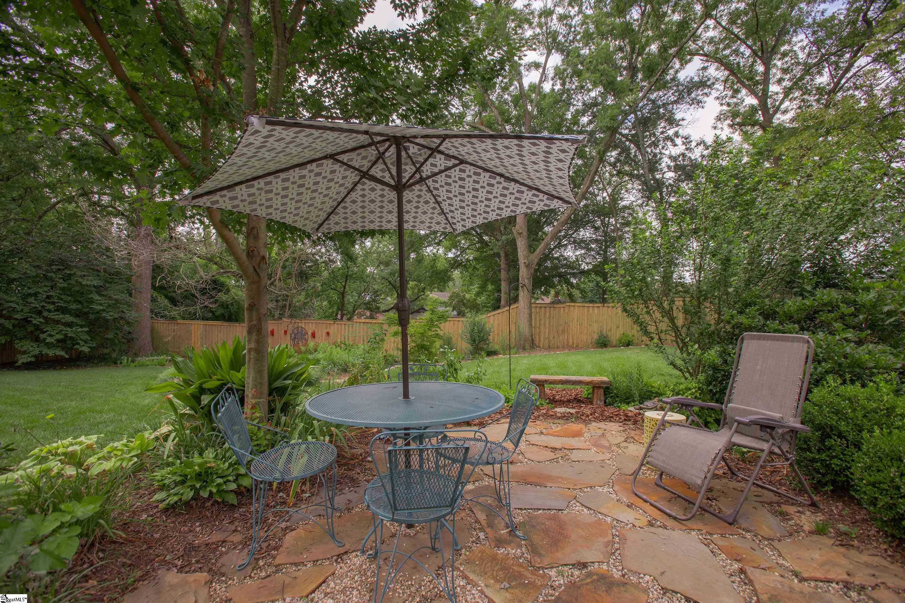 321 W Earle Street Greenville, SC 29609