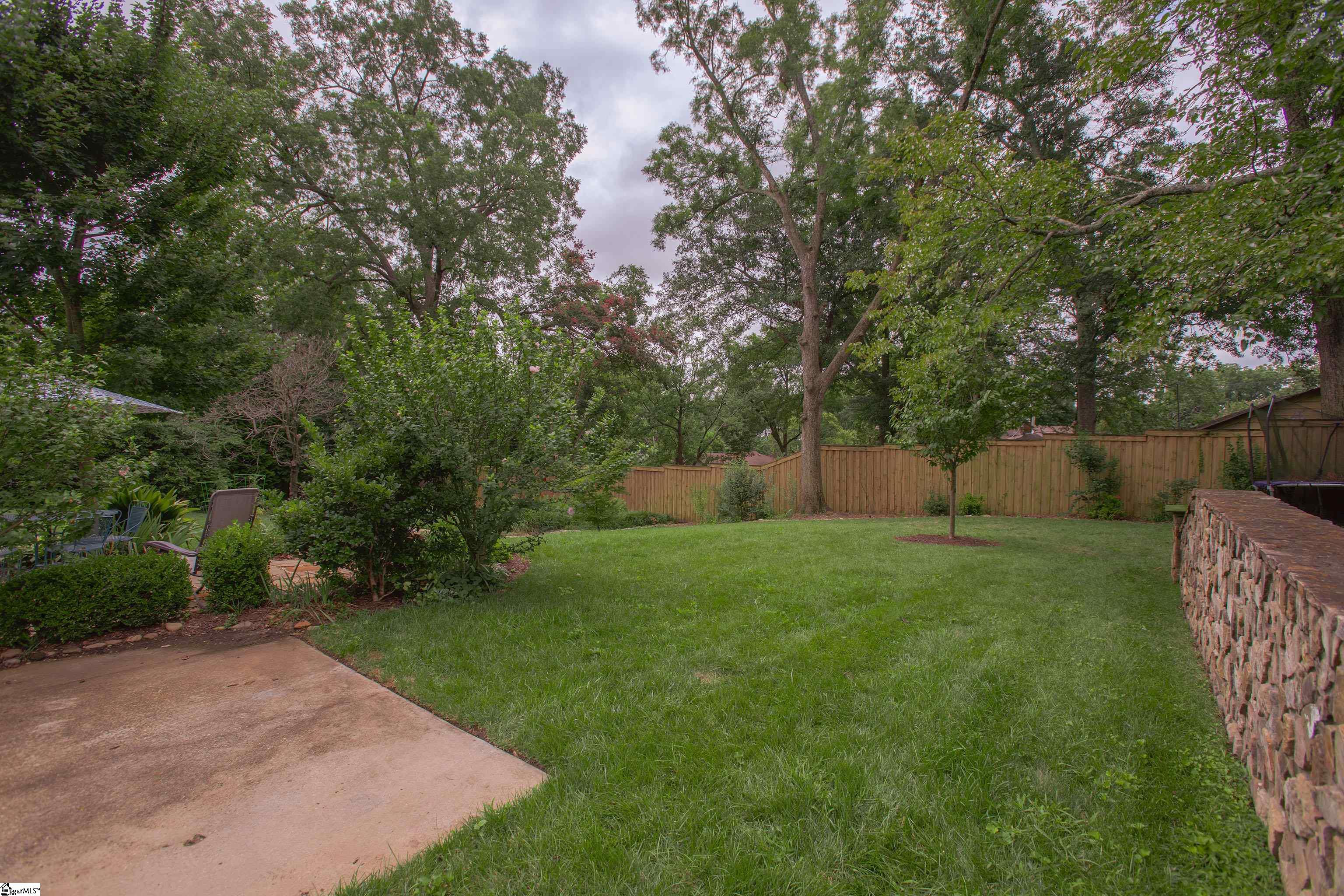 321 W Earle Street Greenville, SC 29609