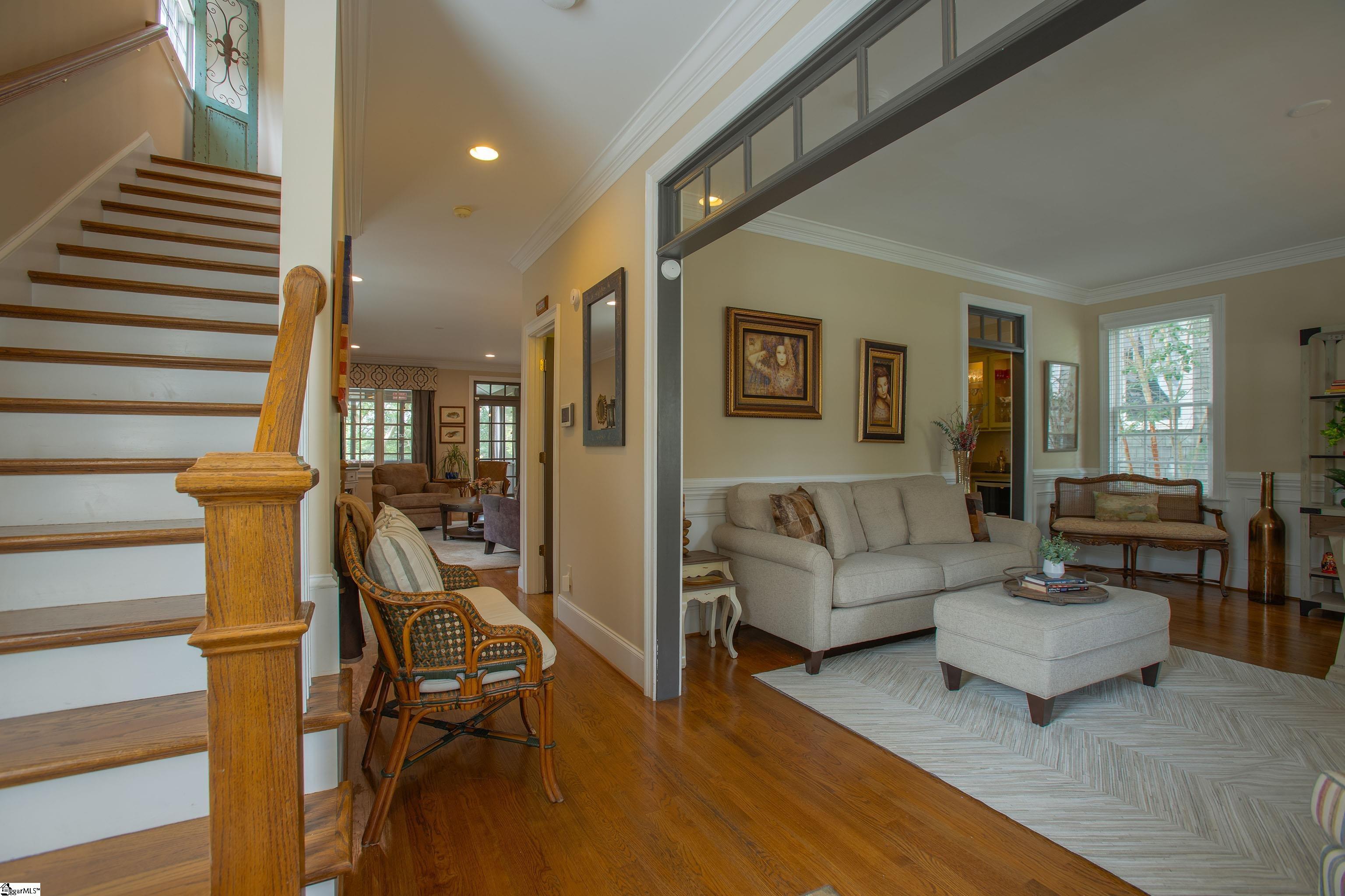 321 W Earle Street Greenville, SC 29609