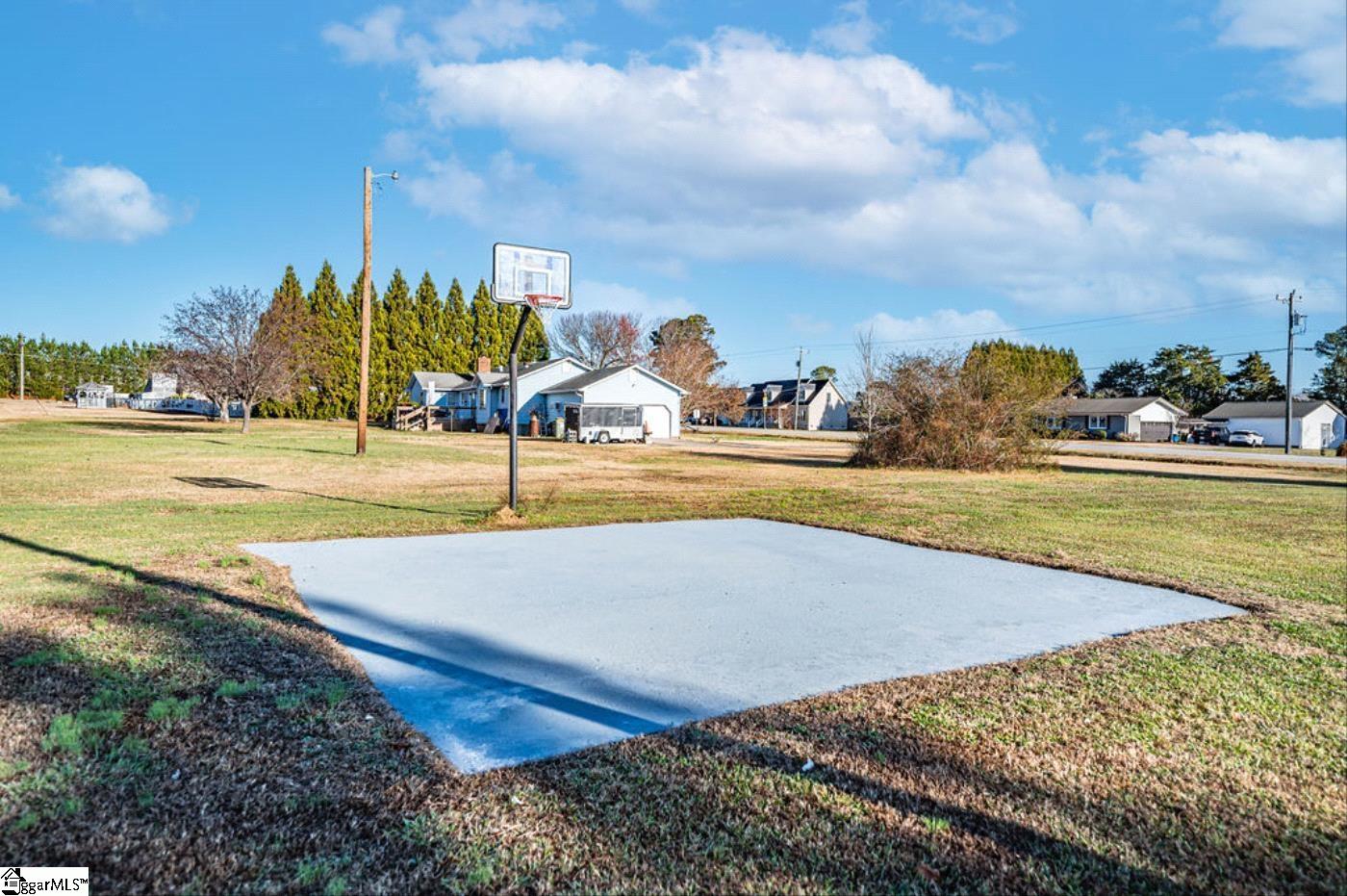 1610 Scuffletown Road Fountain Inn, SC 29644