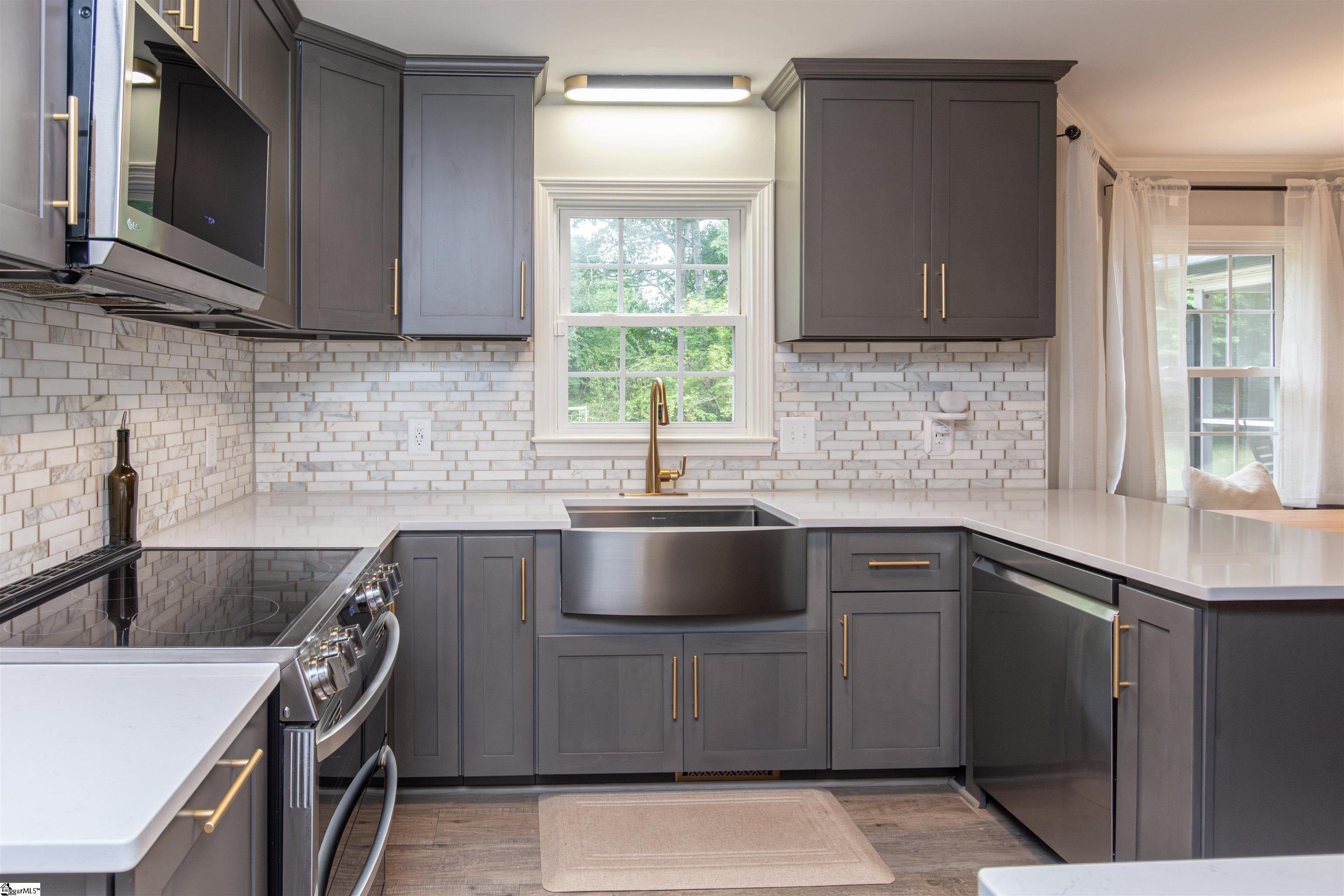 110 Richland Drive Easley, SC 29642