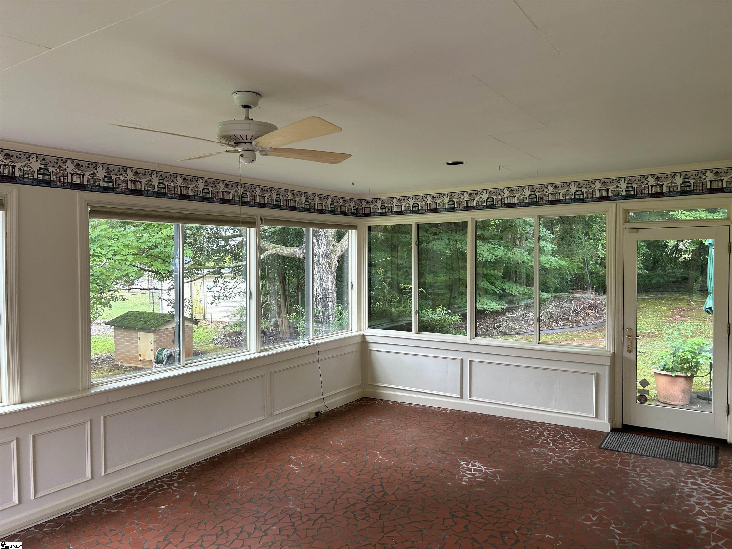 101 Sumter Street Clinton, SC 29325