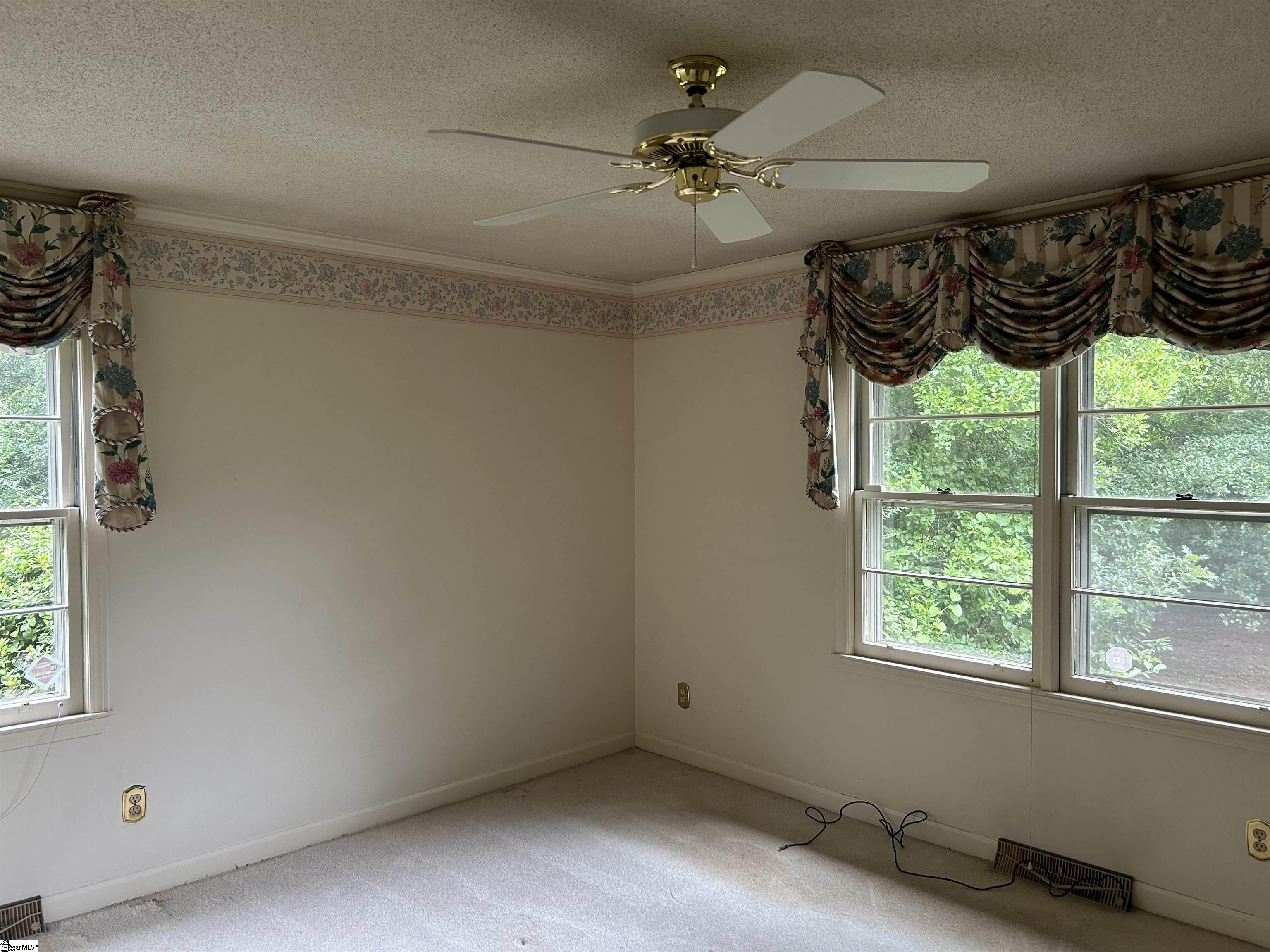 101 Sumter Street Clinton, SC 29325