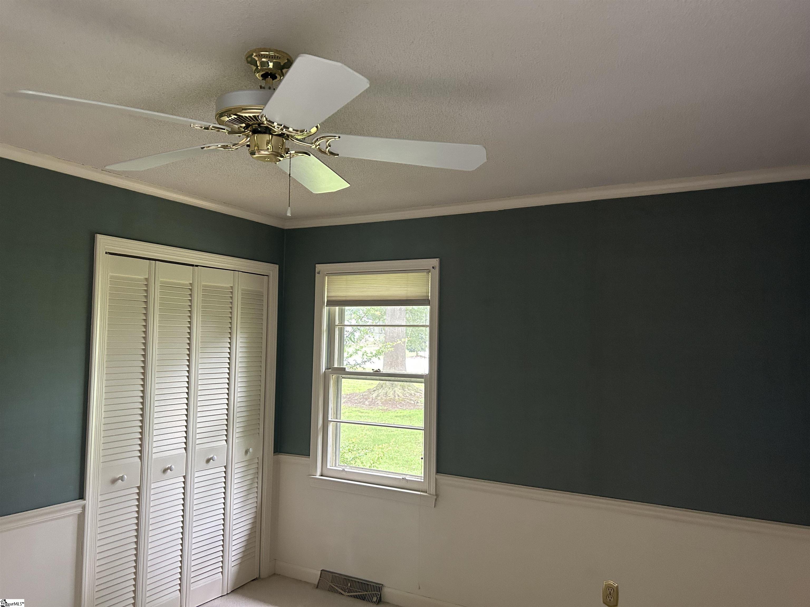 101 Sumter Street Clinton, SC 29325