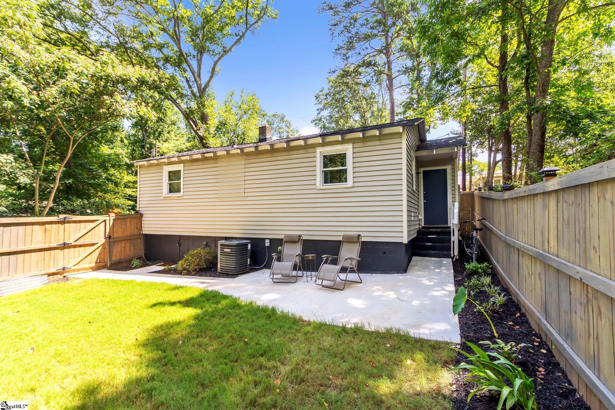 16 Miller Street Greenville, SC 29607