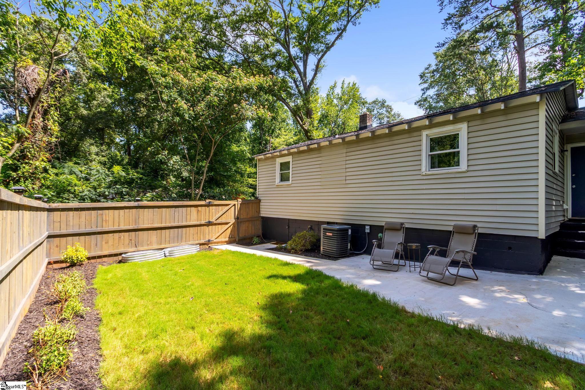 16 Miller Street Greenville, SC 29607
