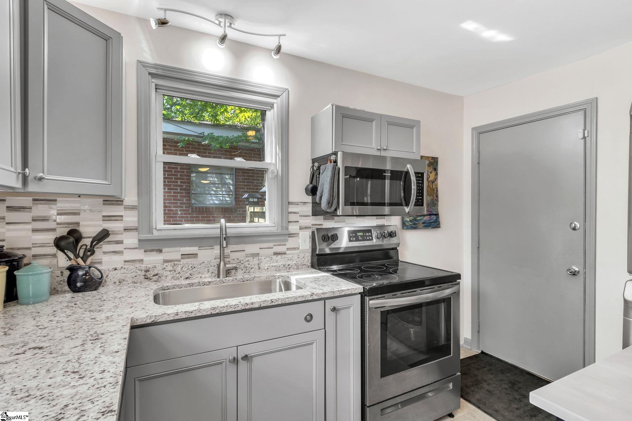 16 Miller Street Greenville, SC 29607