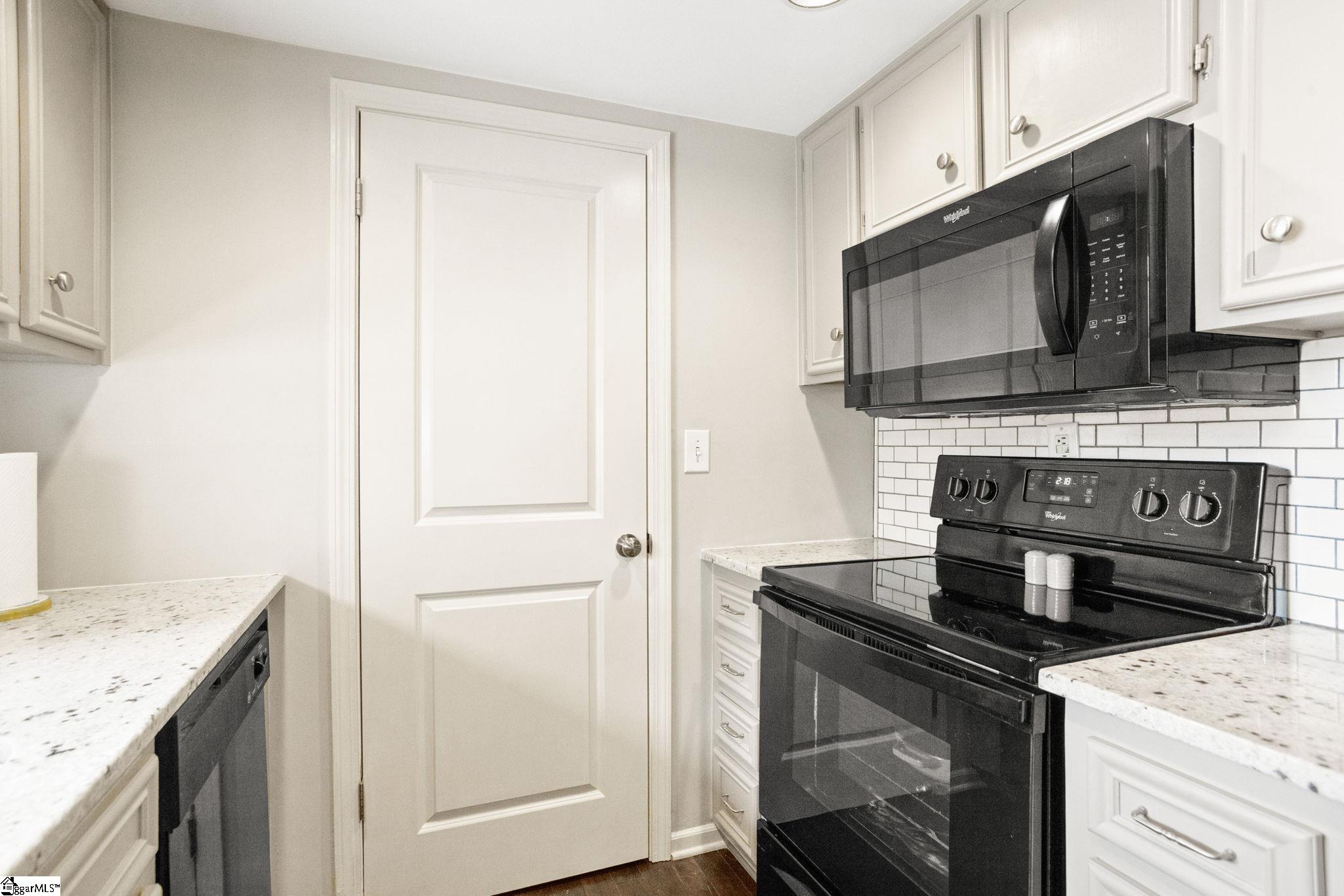 925 Cleveland Street Greenville, SC 29601
