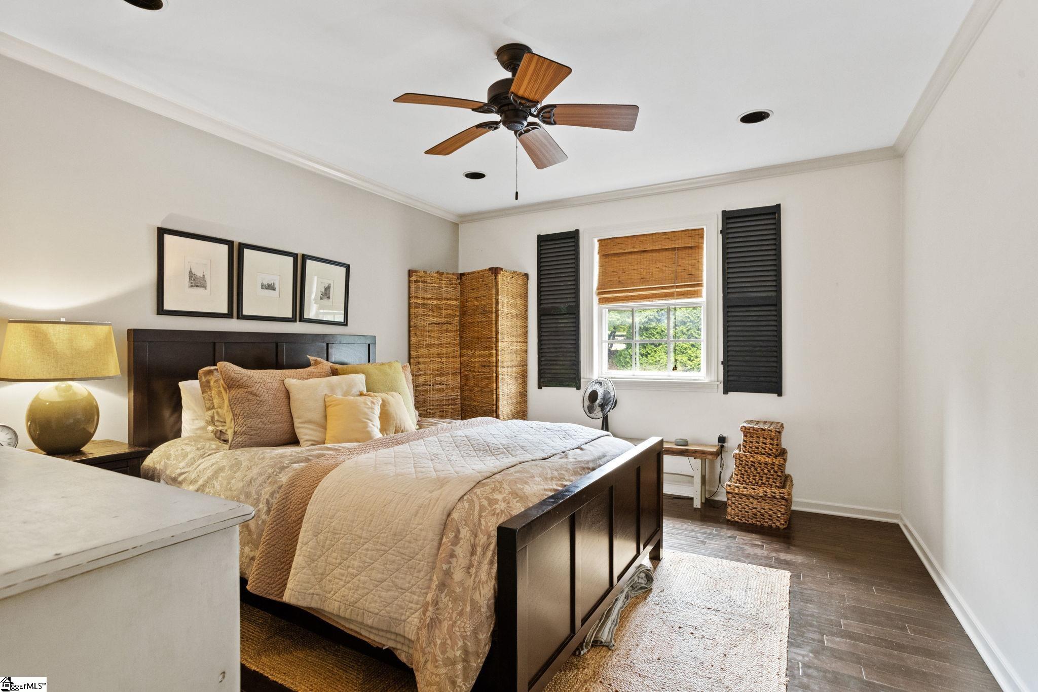 925 Cleveland Street Greenville, SC 29601
