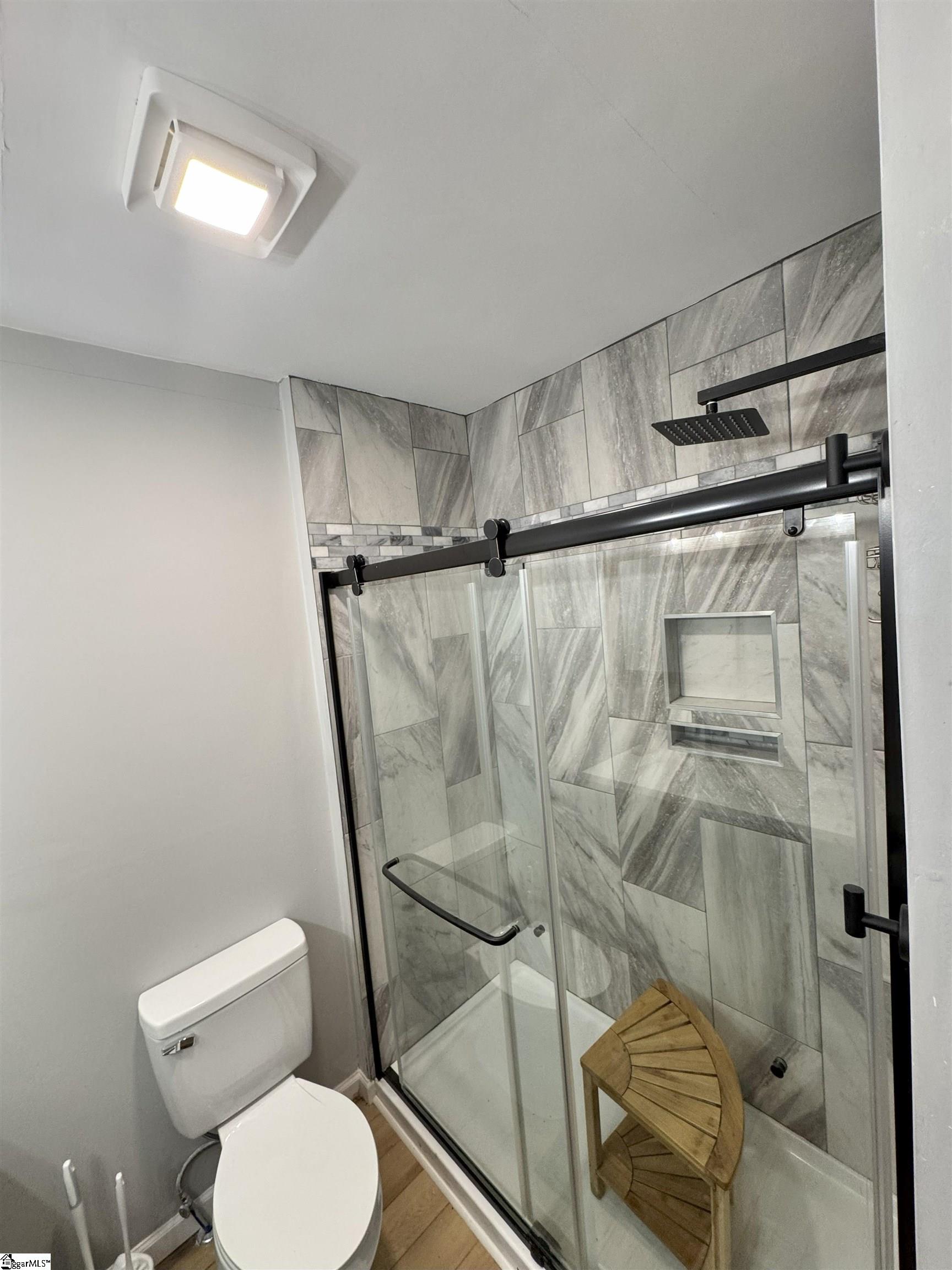 15 Piedmont Avenue Greenville, SC 29611
