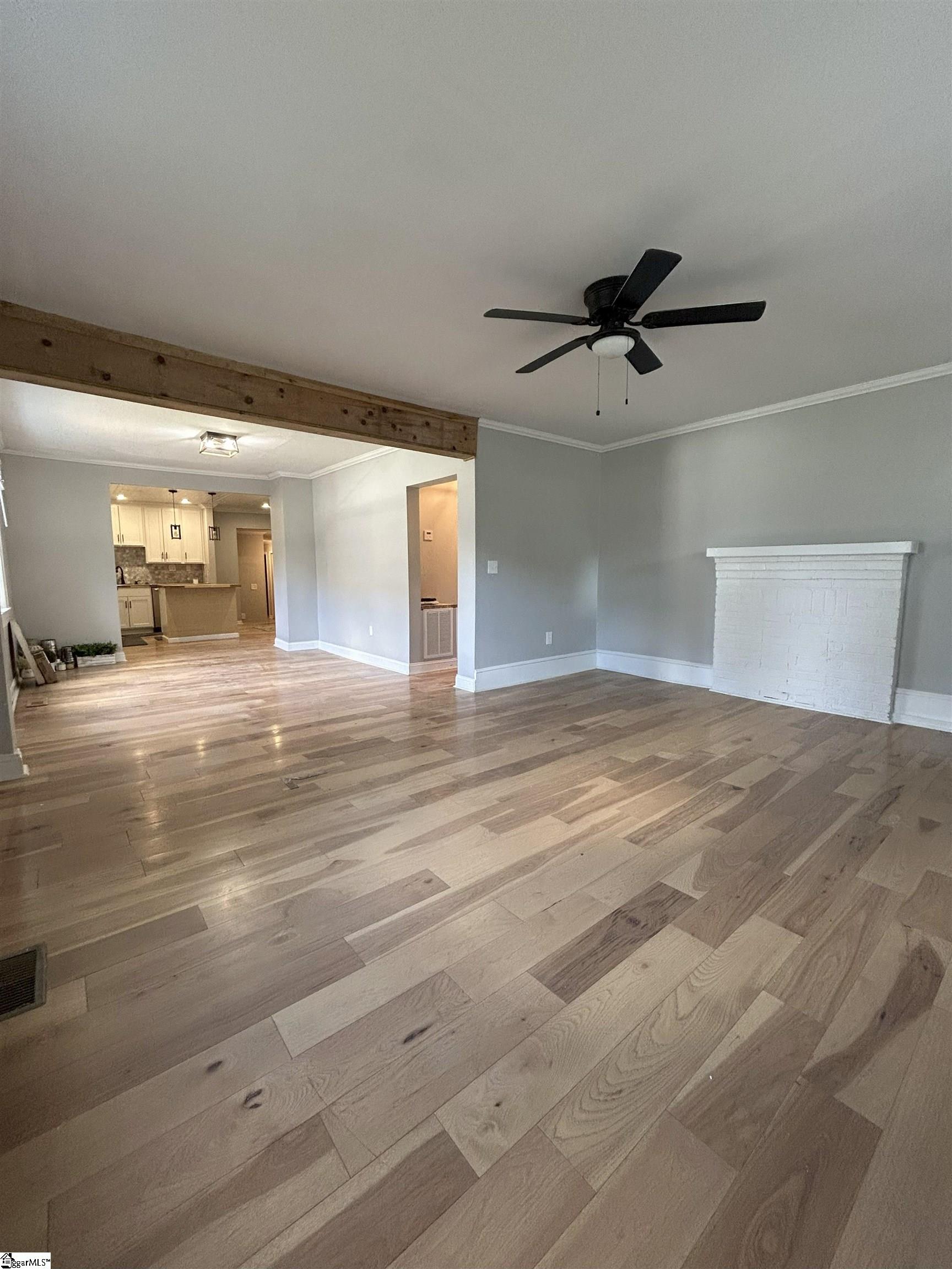 15 Piedmont Avenue Greenville, SC 29611