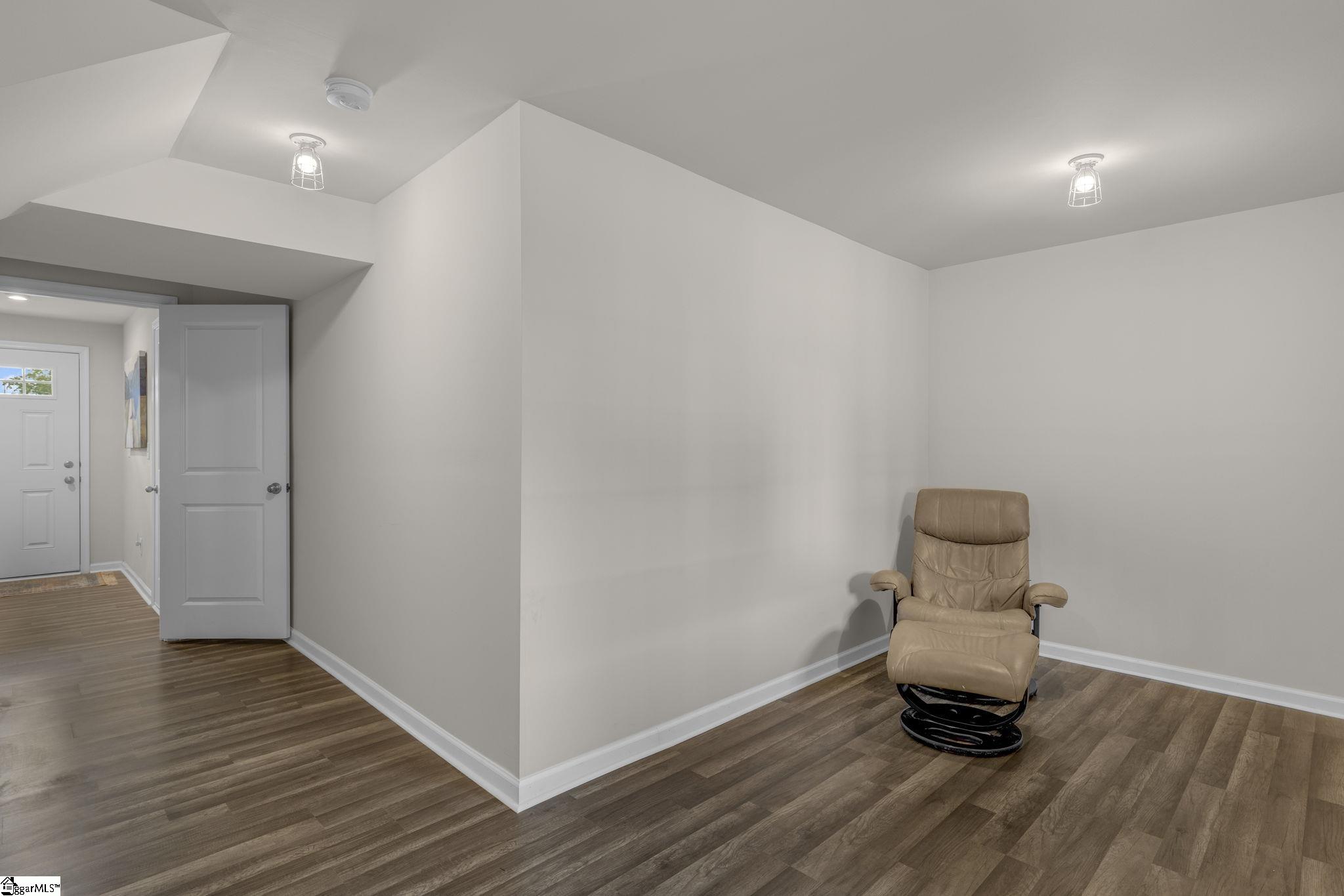 33 High Pine Trail Greenville, SC 29617