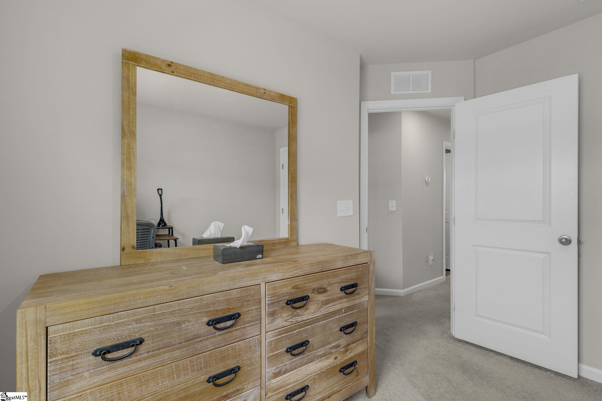 33 High Pine Trail Greenville, SC 29617