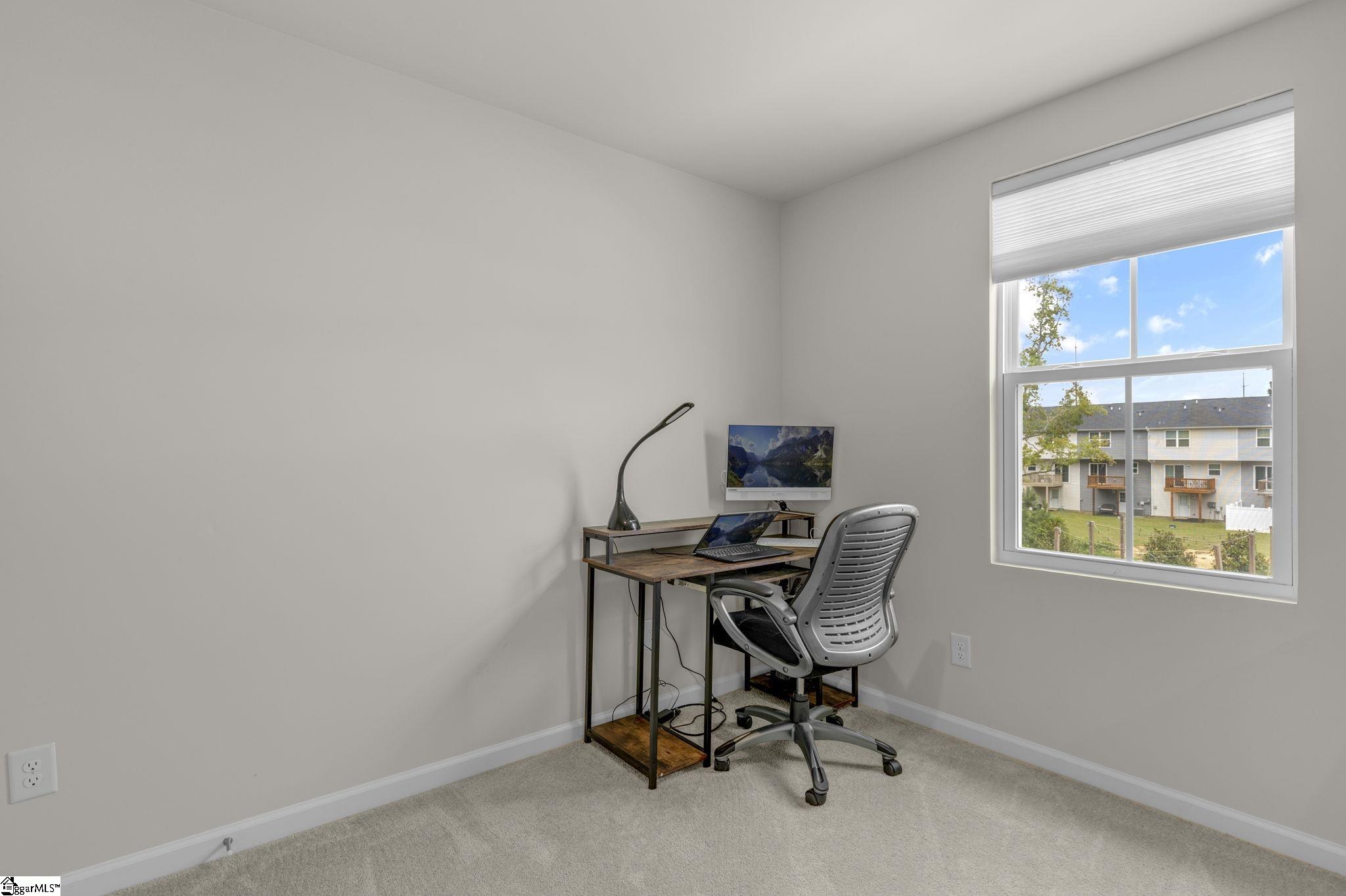 33 High Pine Trail Greenville, SC 29617