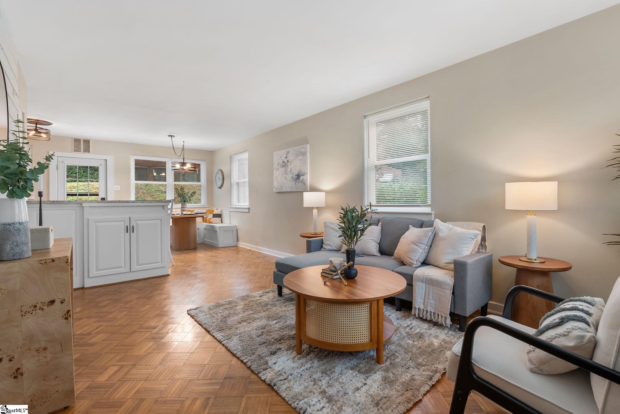52 Faris Circle Greenville, SC 29605