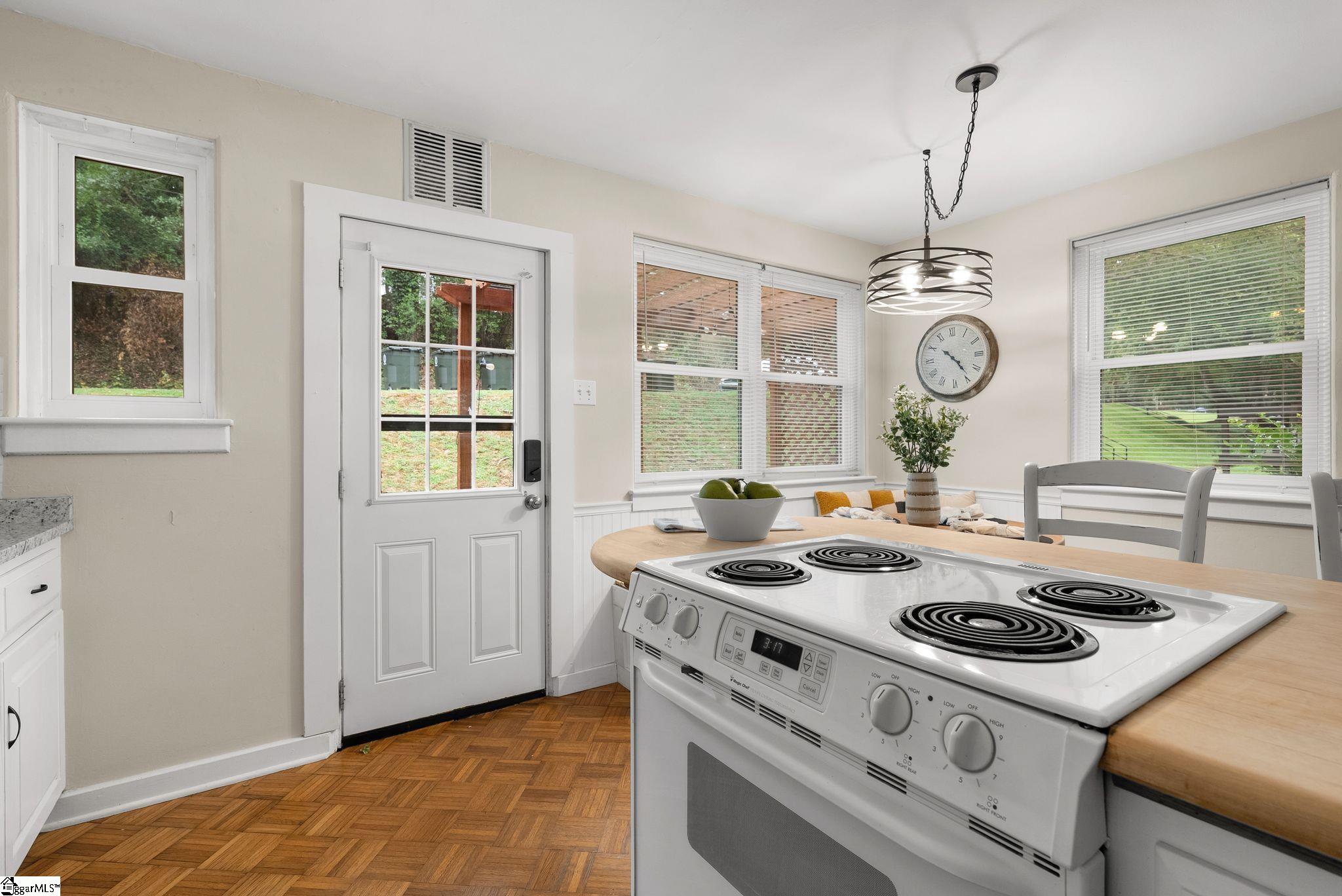 52 Faris Circle Greenville, SC 29605