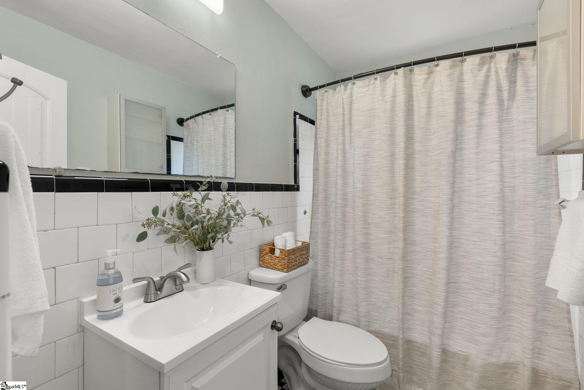52 Faris Circle Greenville, SC 29605
