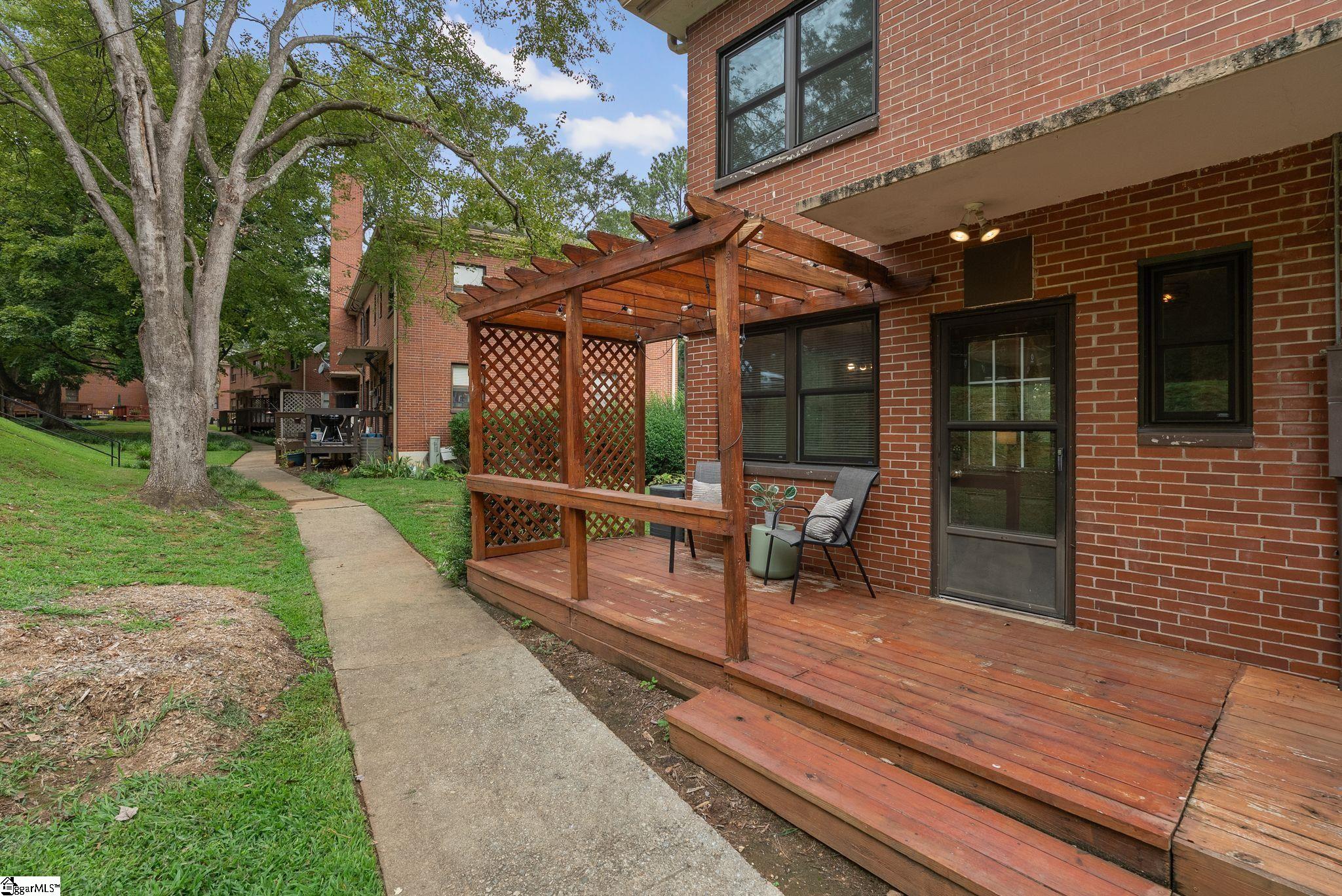 52 Faris Circle Greenville, SC 29605