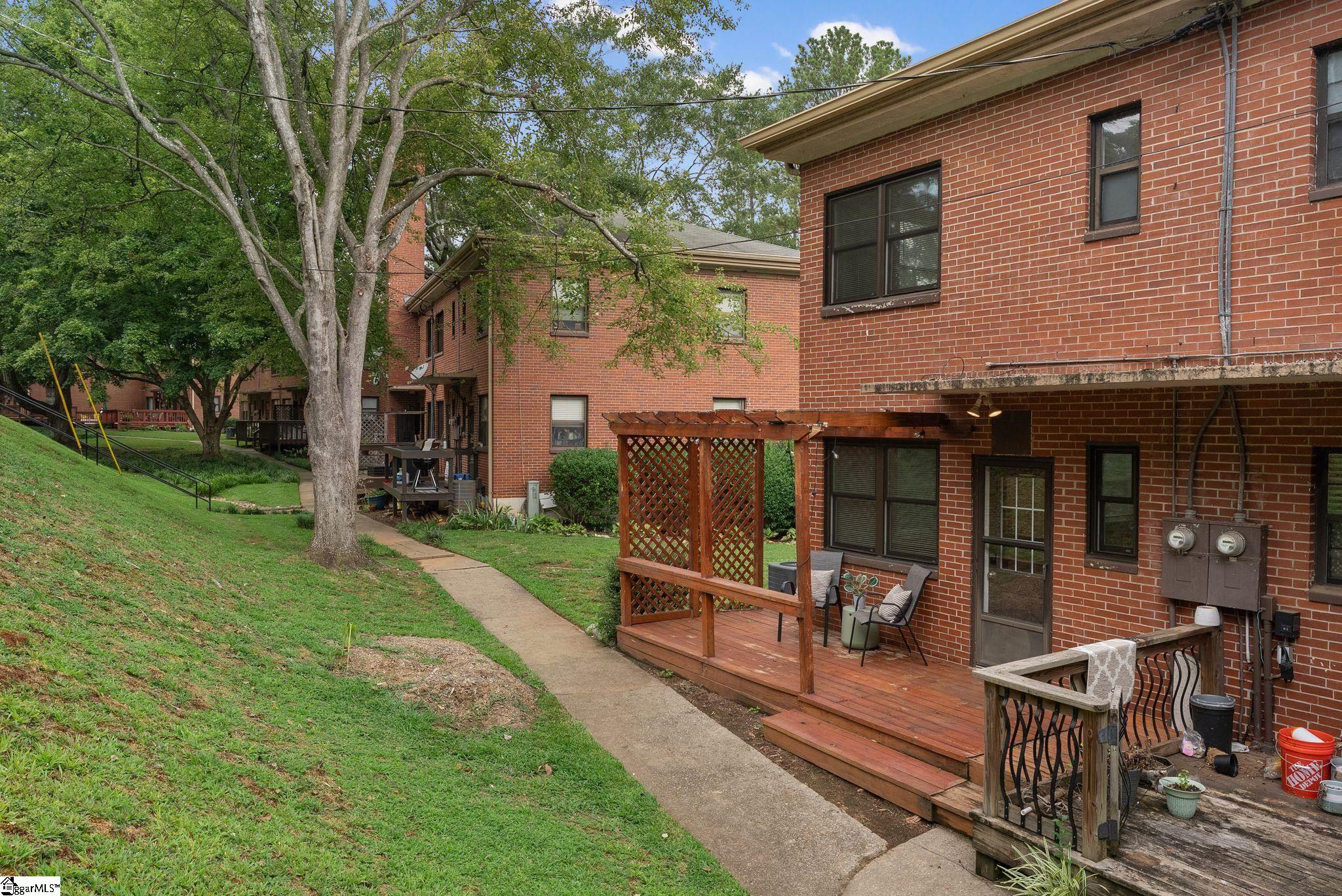 52 Faris Circle Greenville, SC 29605