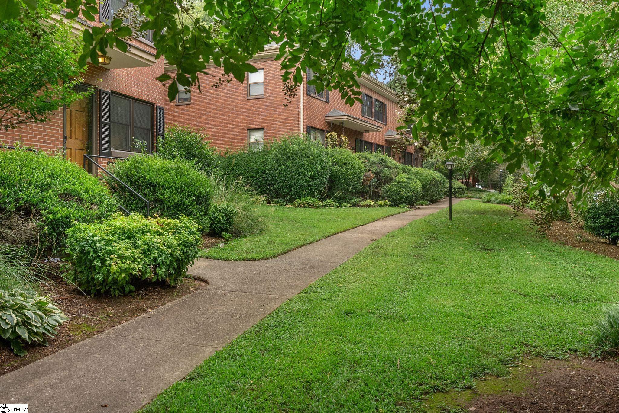 52 Faris Circle Greenville, SC 29605