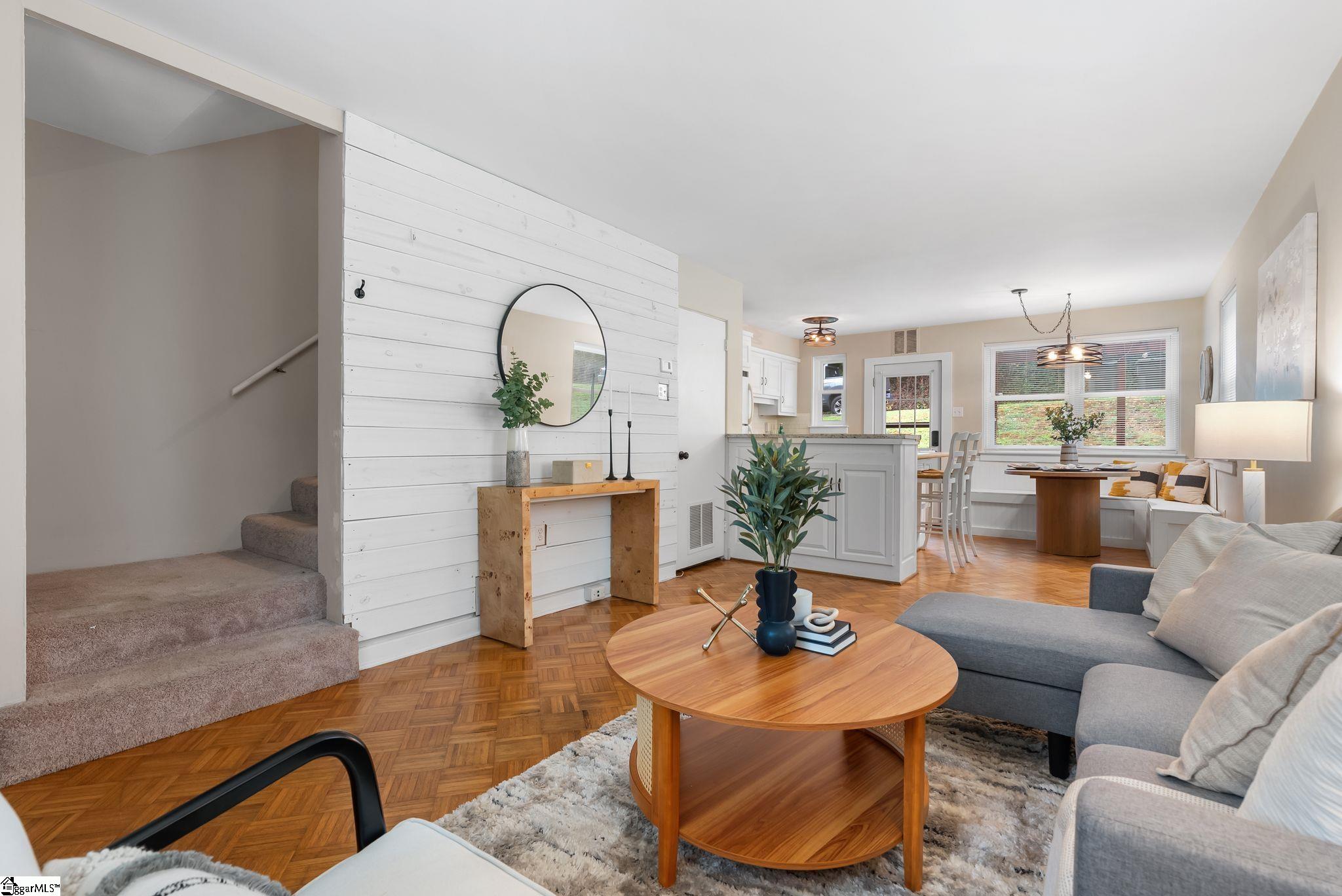 52 Faris Circle Greenville, SC 29605