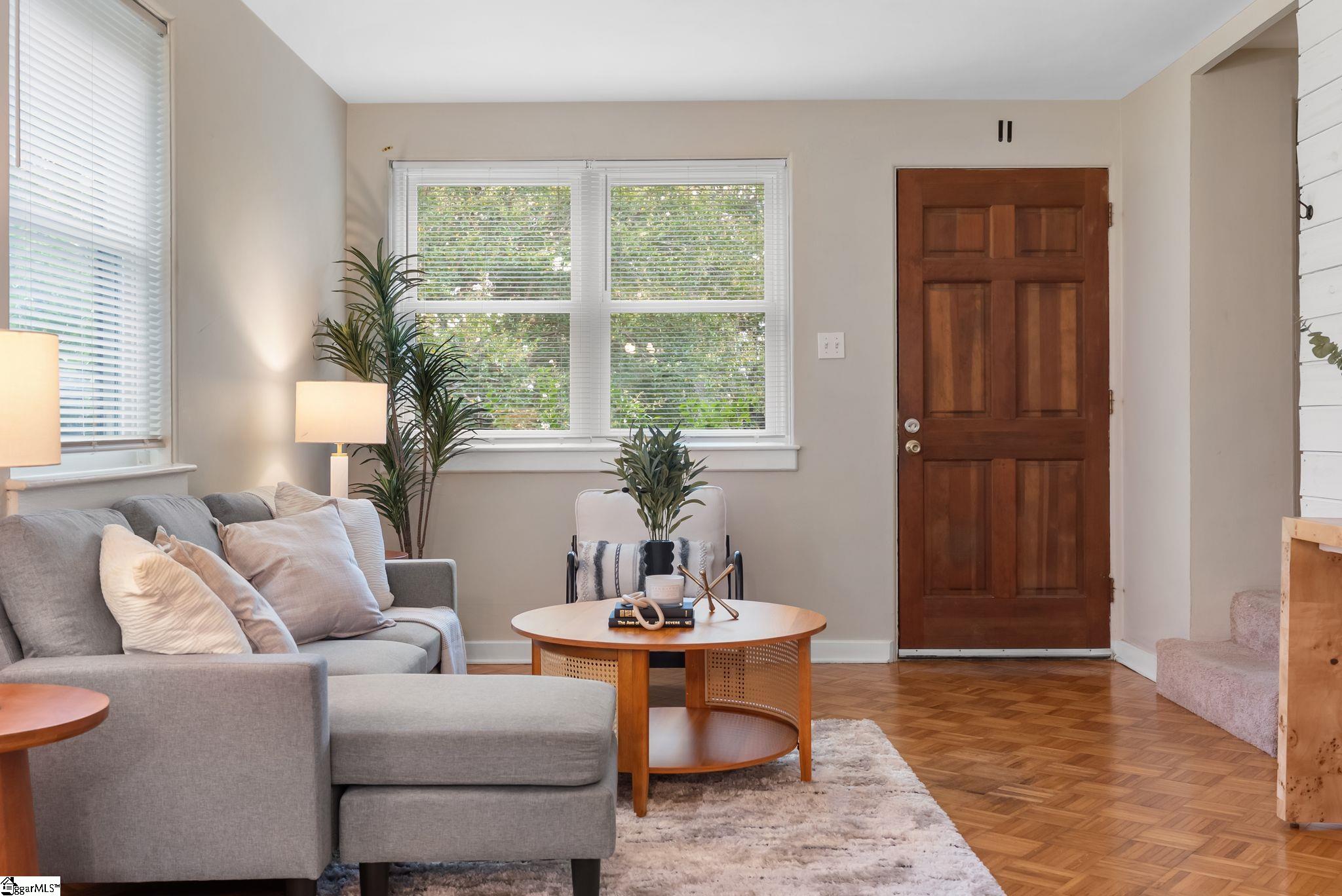 52 Faris Circle Greenville, SC 29605
