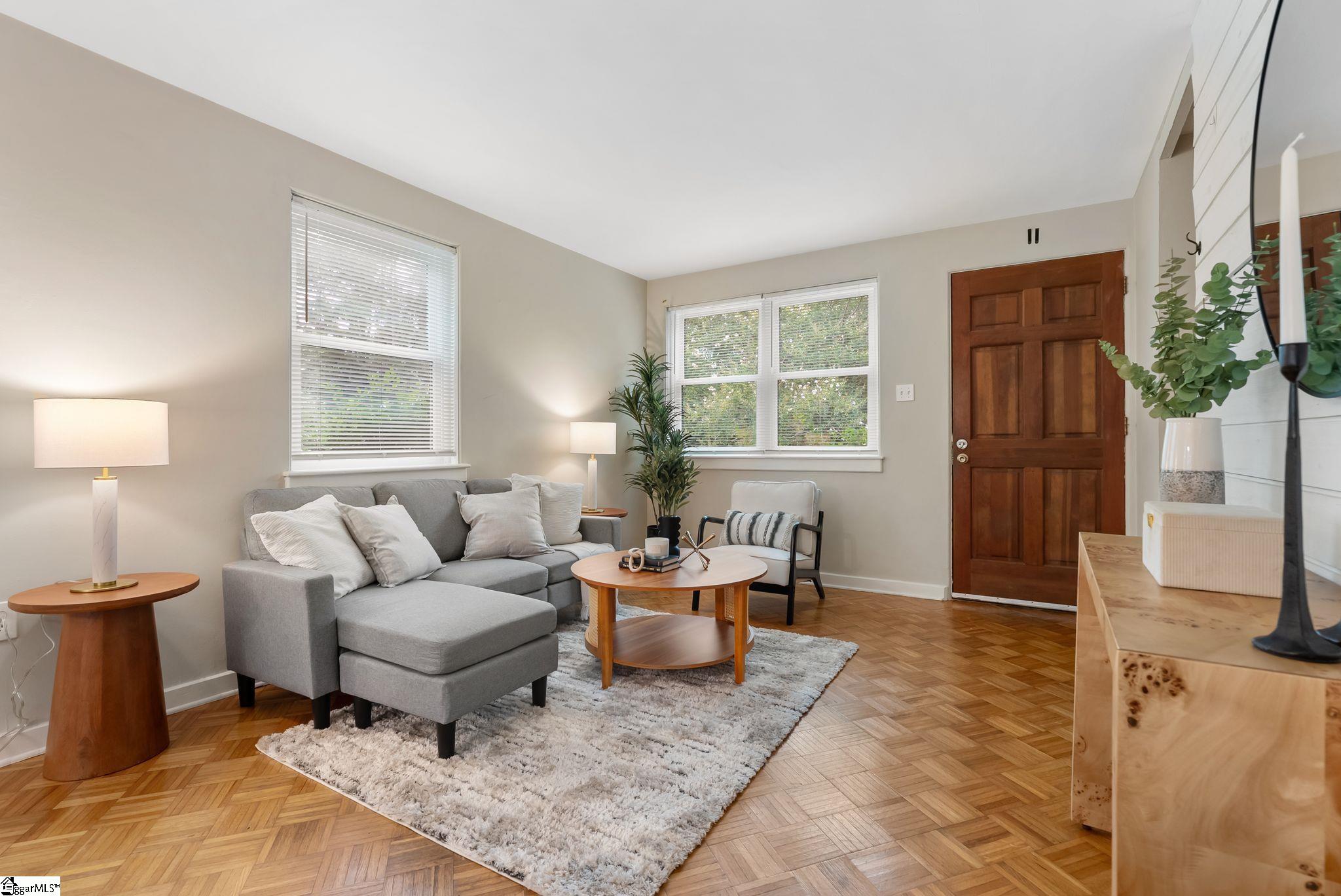 52 Faris Circle Greenville, SC 29605
