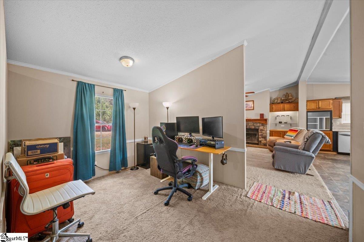 158 Shaw Ridge Drive Woodruff, SC 29388