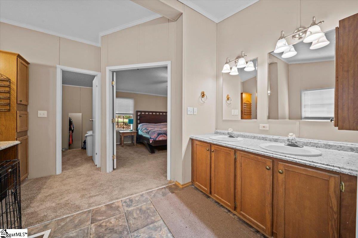 158 Shaw Ridge Drive Woodruff, SC 29388